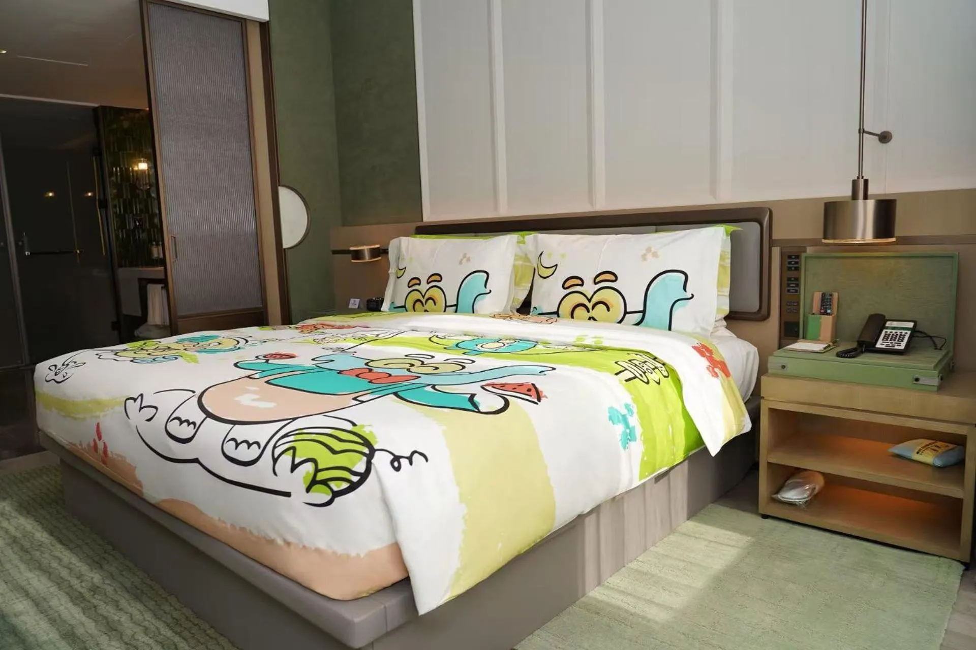 Bedroom, Bed in Holiday Inn Wenzhou Airport by IHG