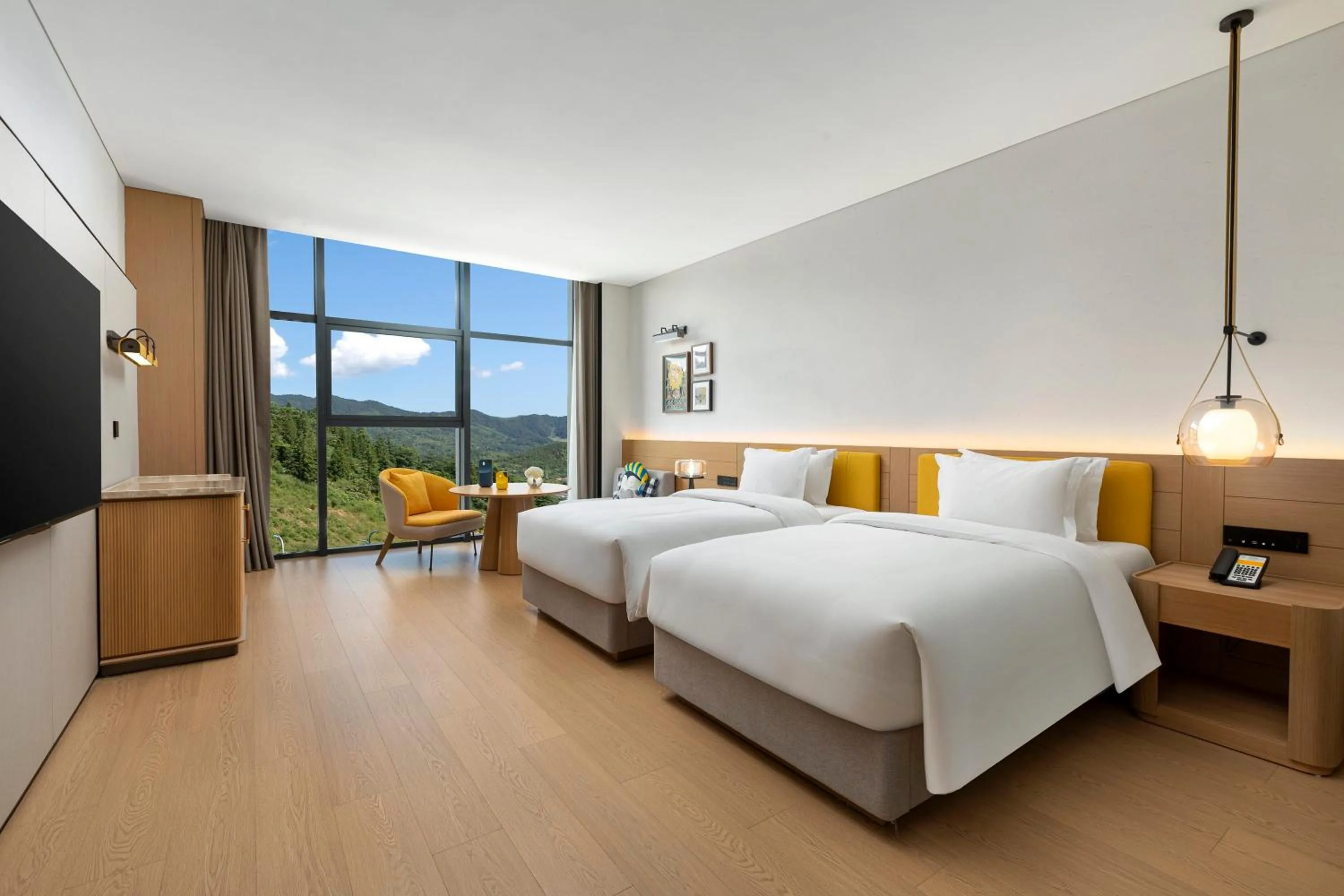 Photo of the whole room, Bed in voco Wugong Mountain Jiangxi by IHG