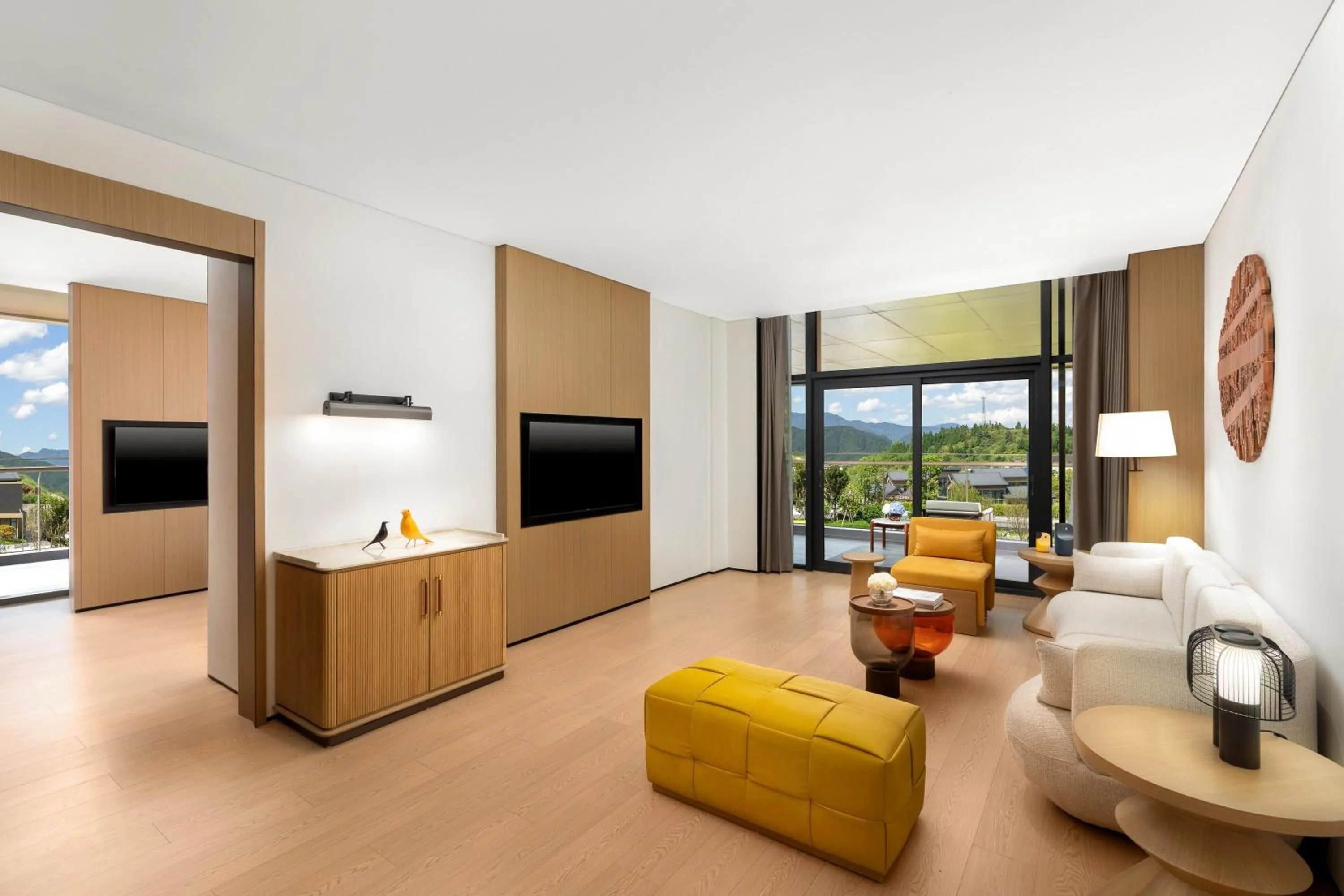 Photo of the whole room in voco Wugong Mountain Jiangxi by IHG