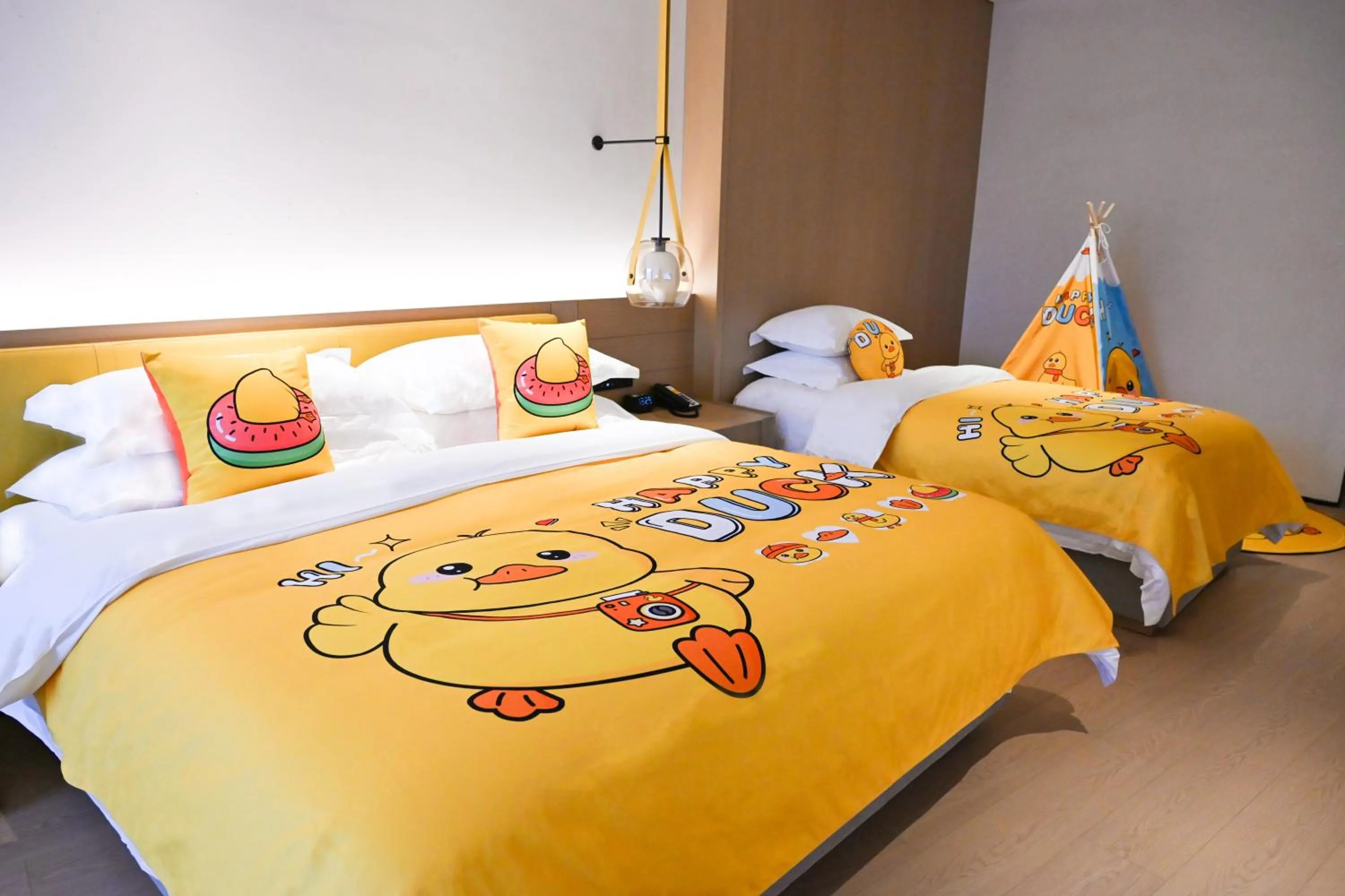 Bed in voco Wugong Mountain Jiangxi by IHG