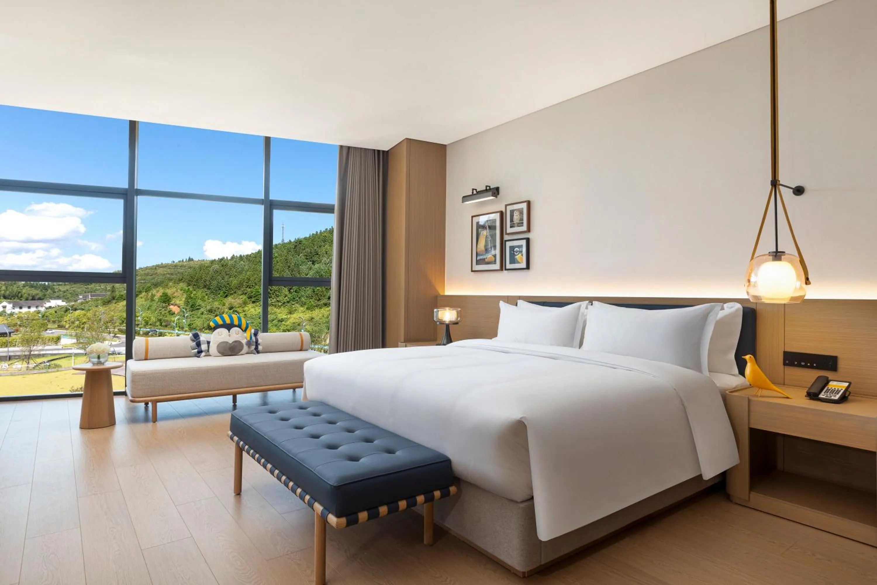 Photo of the whole room, Bed in voco Wugong Mountain Jiangxi by IHG