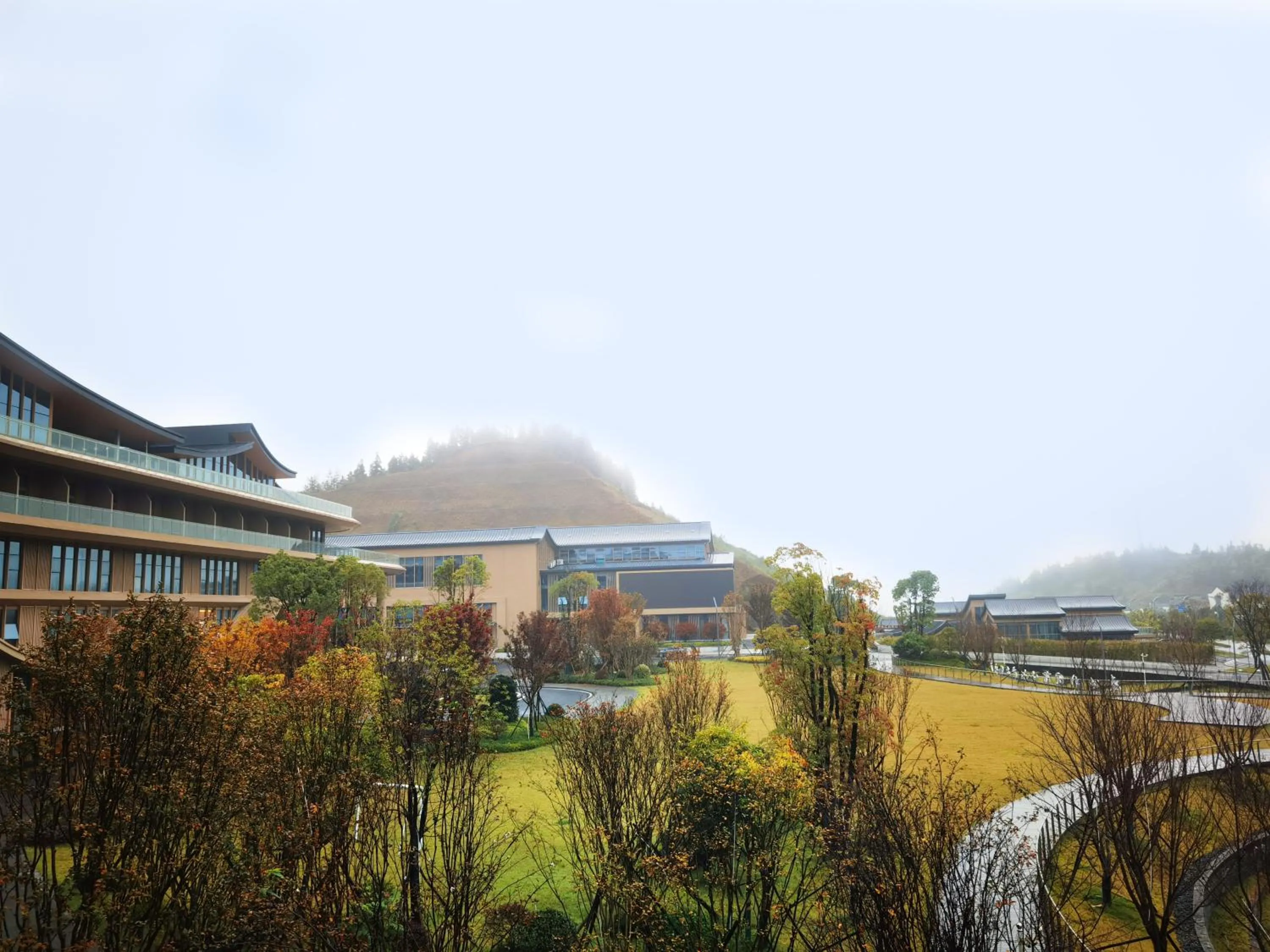 Garden in voco Wugong Mountain Jiangxi by IHG