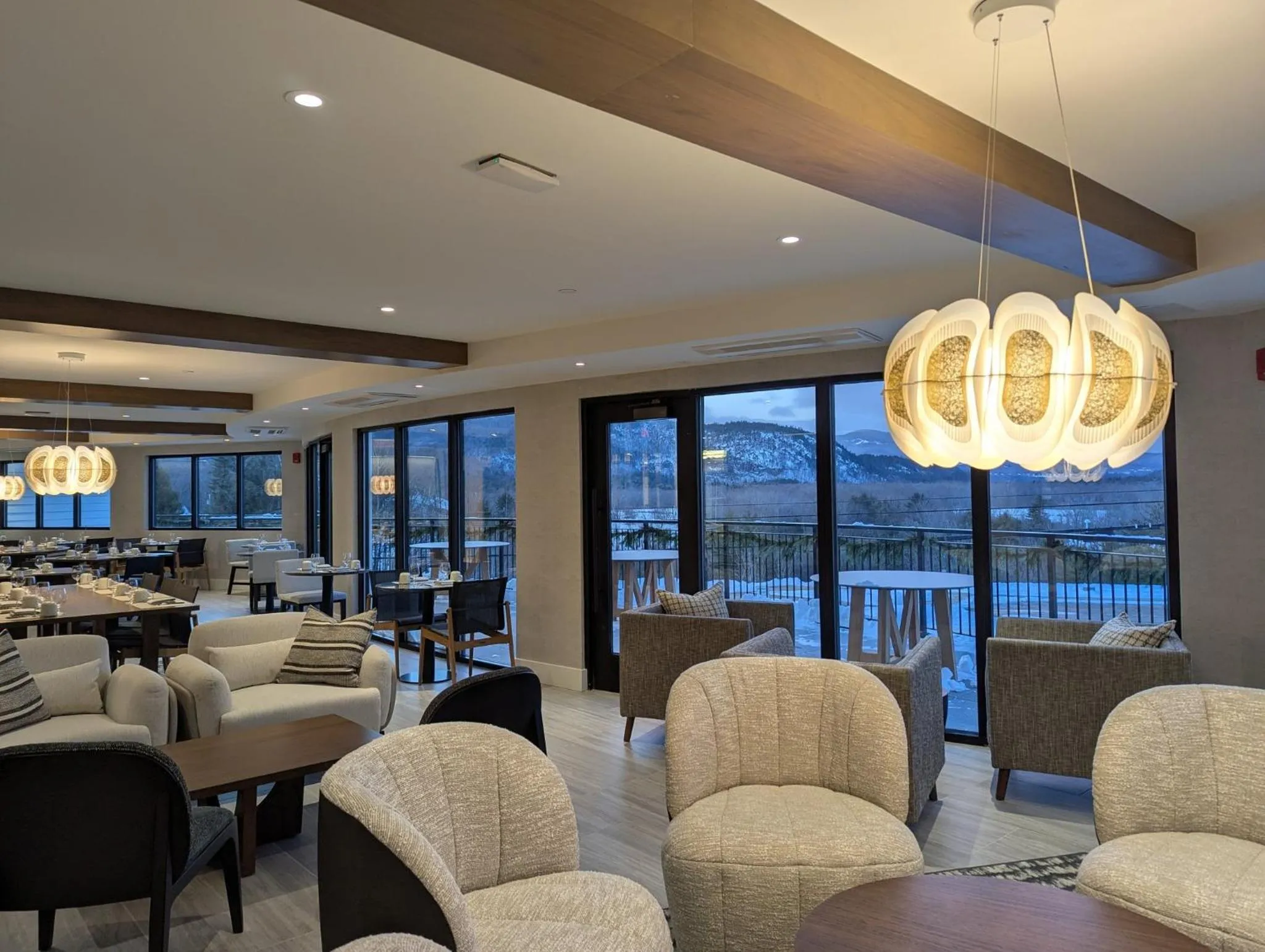 Restaurant/places to eat in Hotel Indigo North Conway by IHG