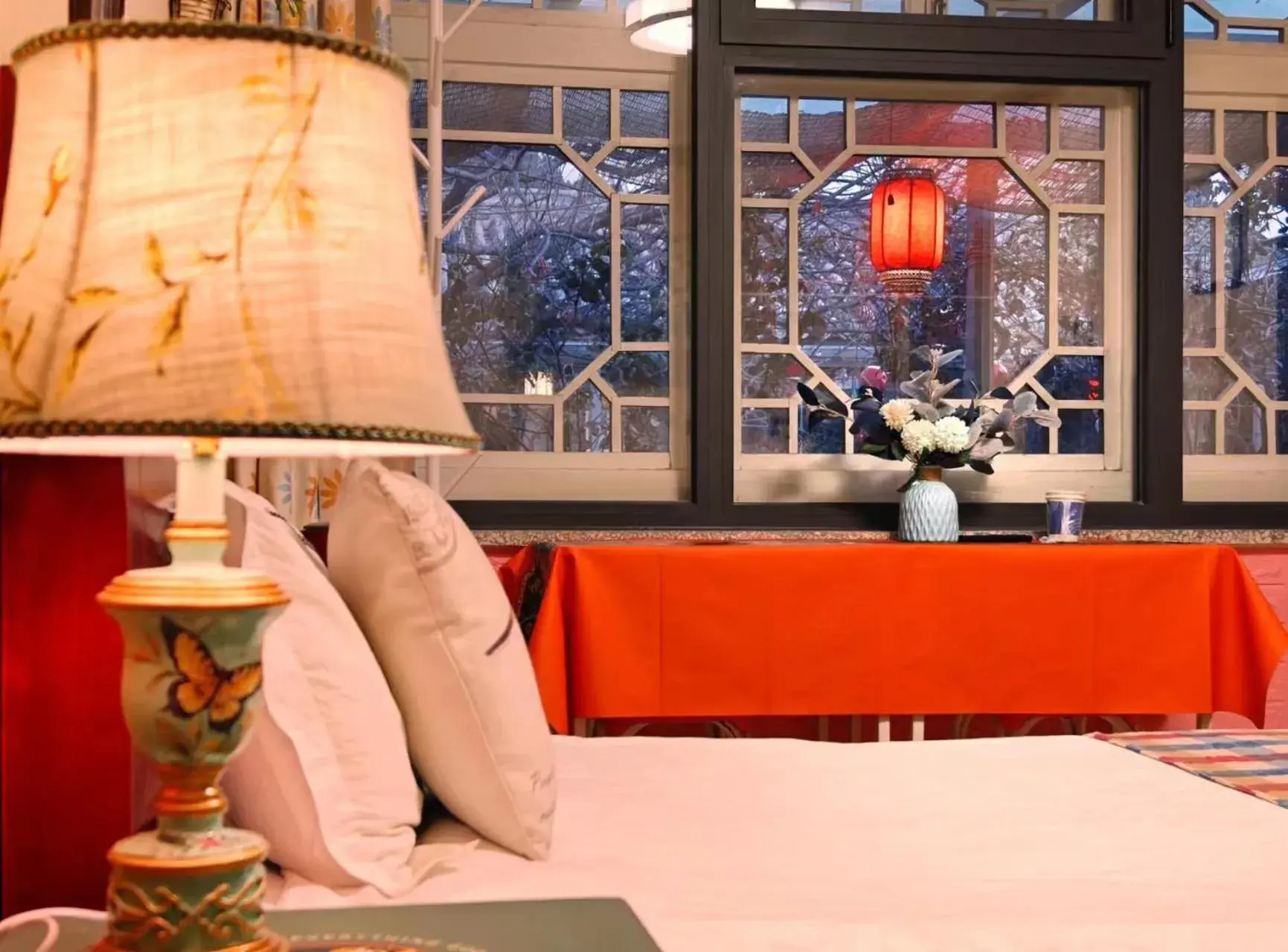 Superior Suite in Beijing Badaling Great Wall Caos Courtyard Hostel 1VIP service 2Ancient style Chinese yard 3 only 15 minutes walk to the Badaling Great Wall 4 be your free advisor 5 offer private guided tour 6 experience local food and culutre Superior Suite in Beijing Badaling Great Wall Caos Courtyard Hostel 1VIP service 2Ancient style Chinese yard 3 only 15 minutes walk to the Badaling Great Wall 4 be your free advisor 5 offer private guided tour 6 experience local food and culutre