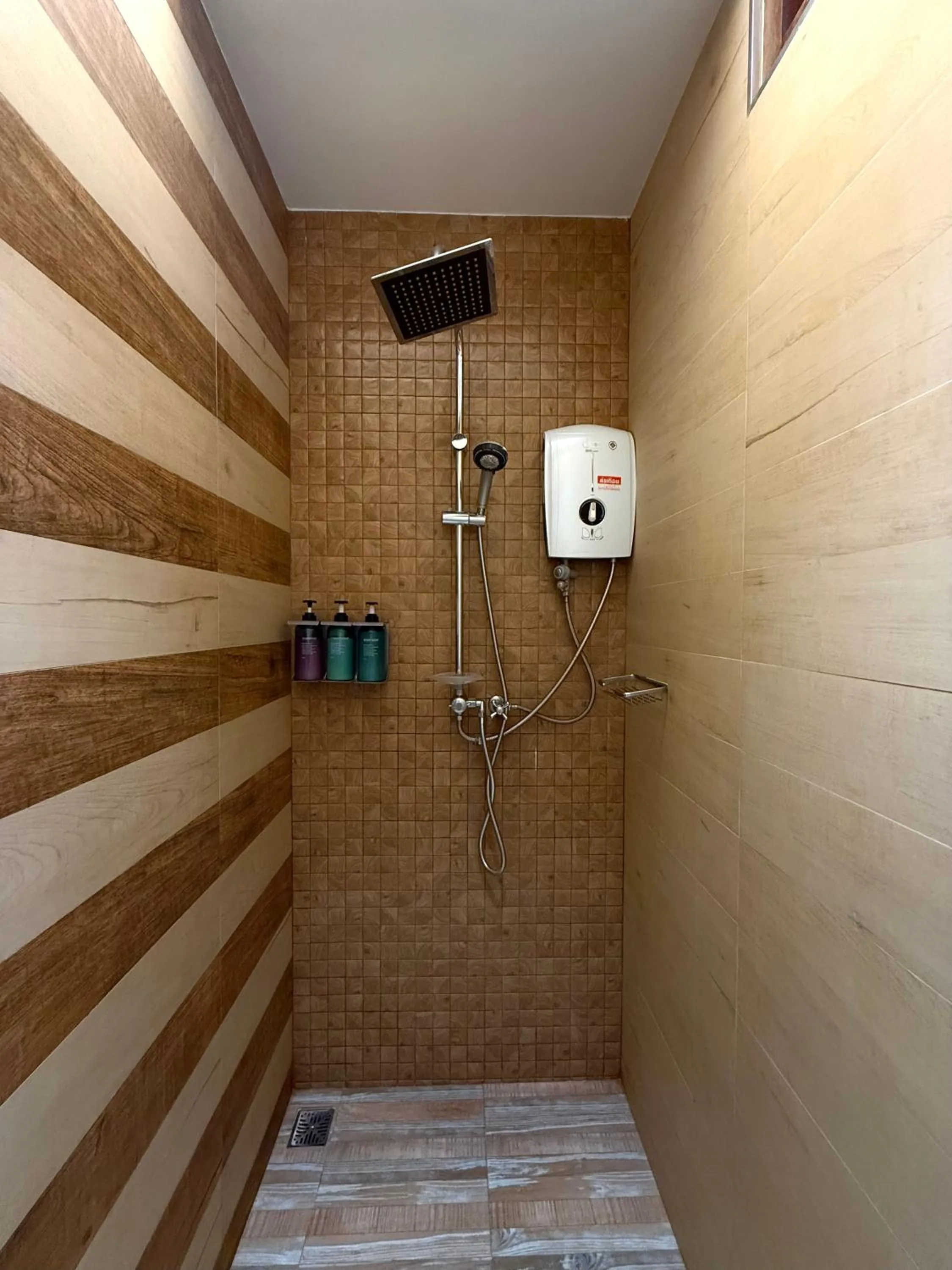 Shower in Kai Bae Beach Resort Koh Chang