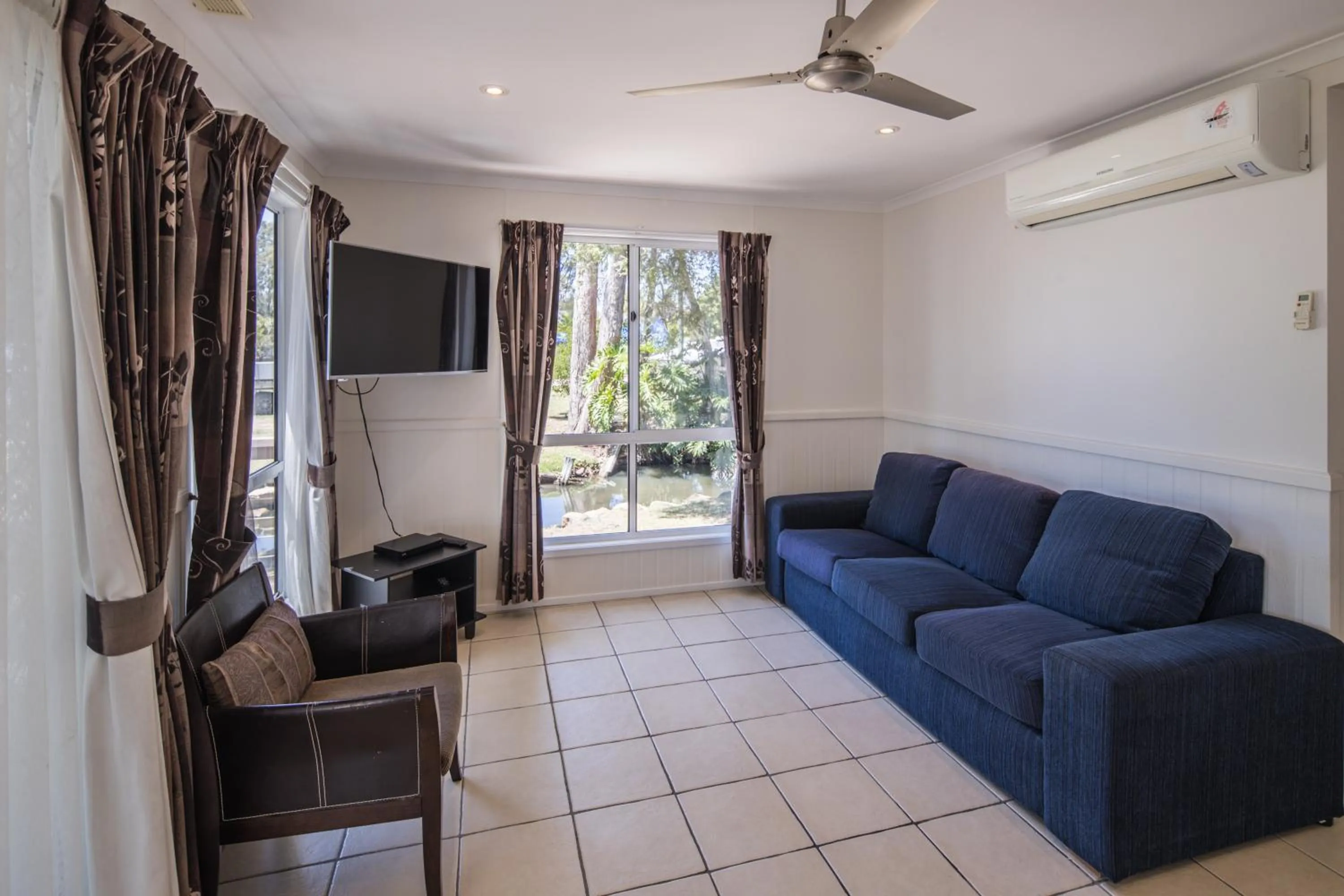 Living room in Ingenia Holidays Lake Macquarie