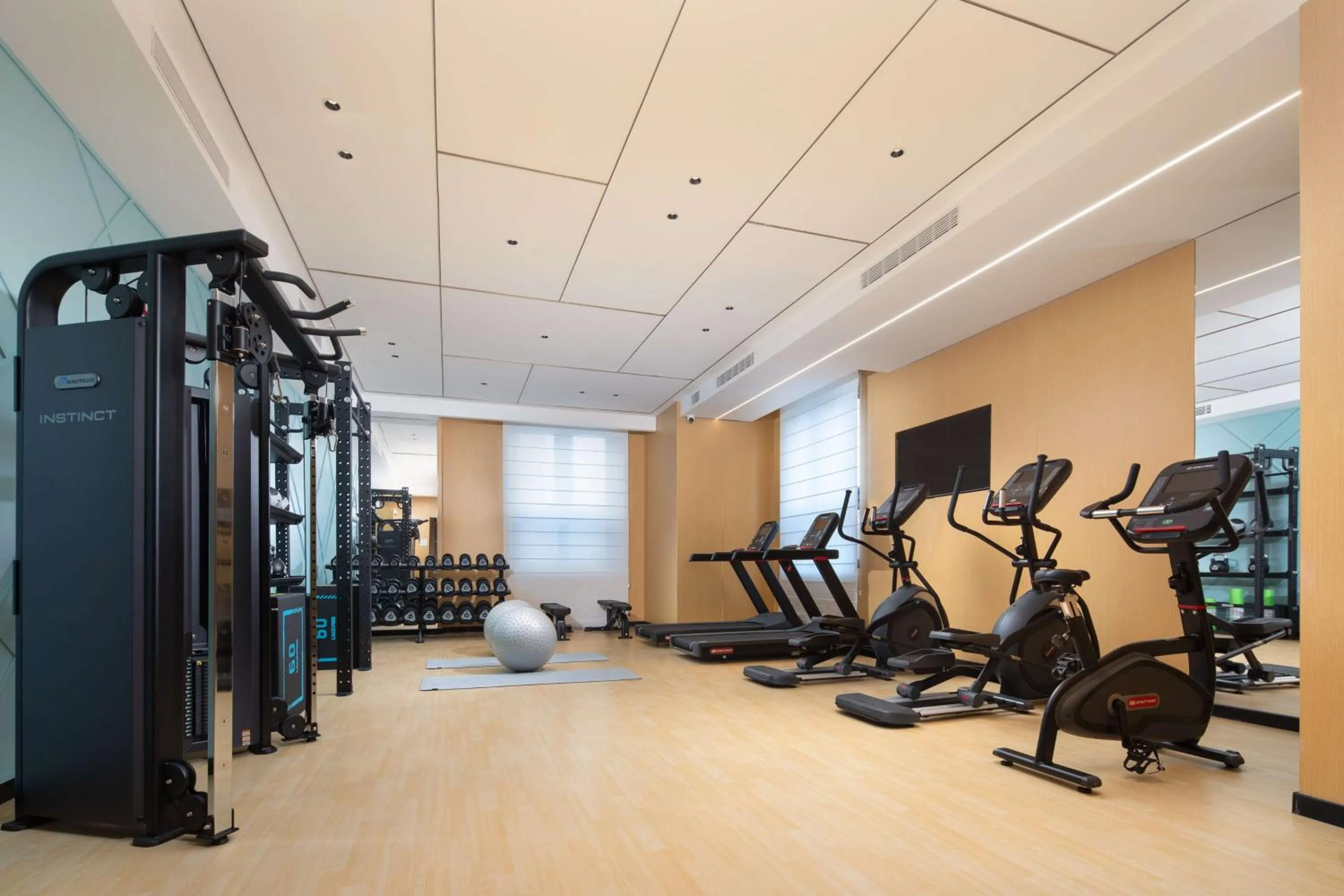 Fitness centre/facilities in Hilton Garden Inn Chengde Mountain Resort