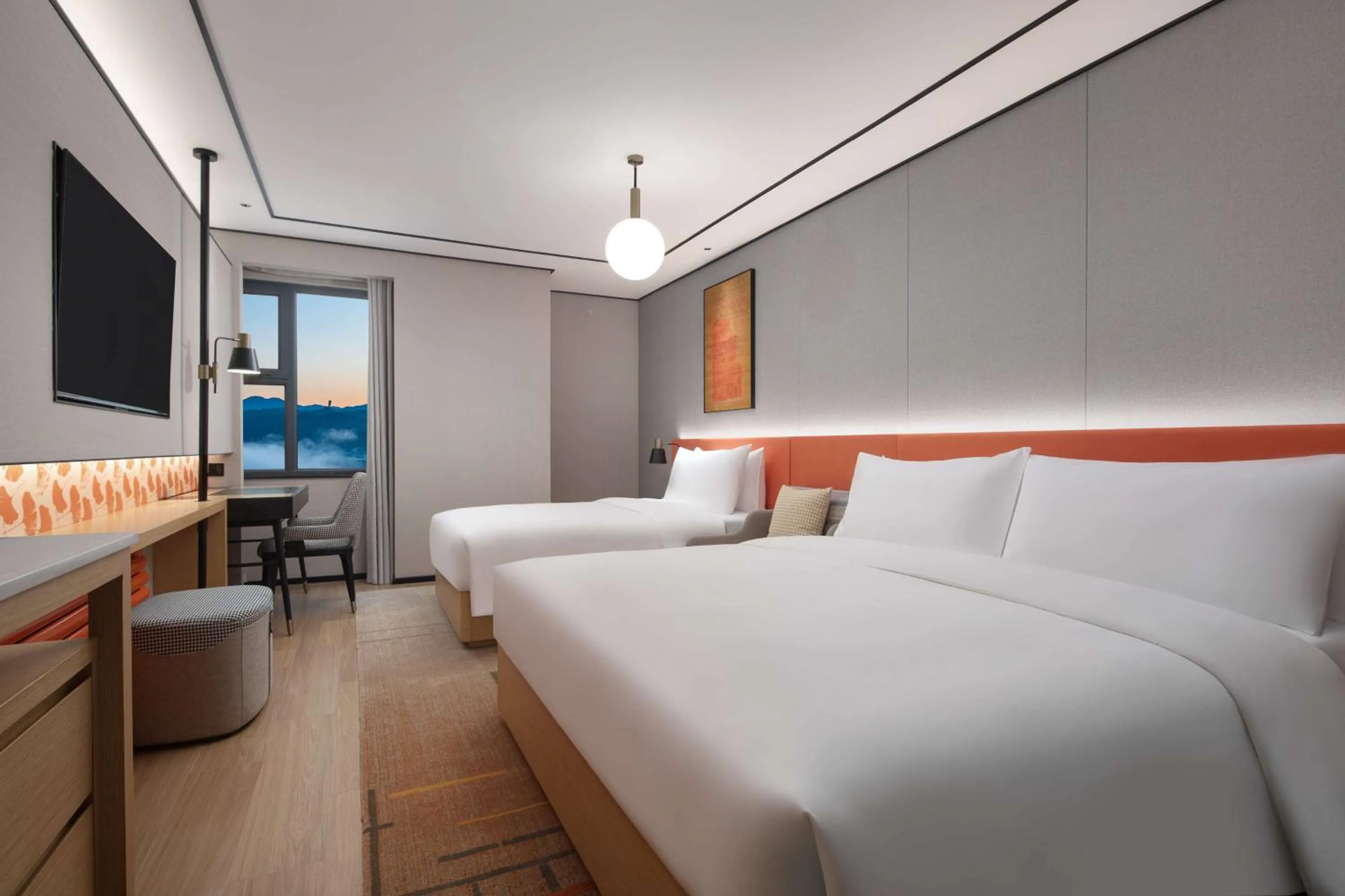 Bed in Hilton Garden Inn Chengde Mountain Resort