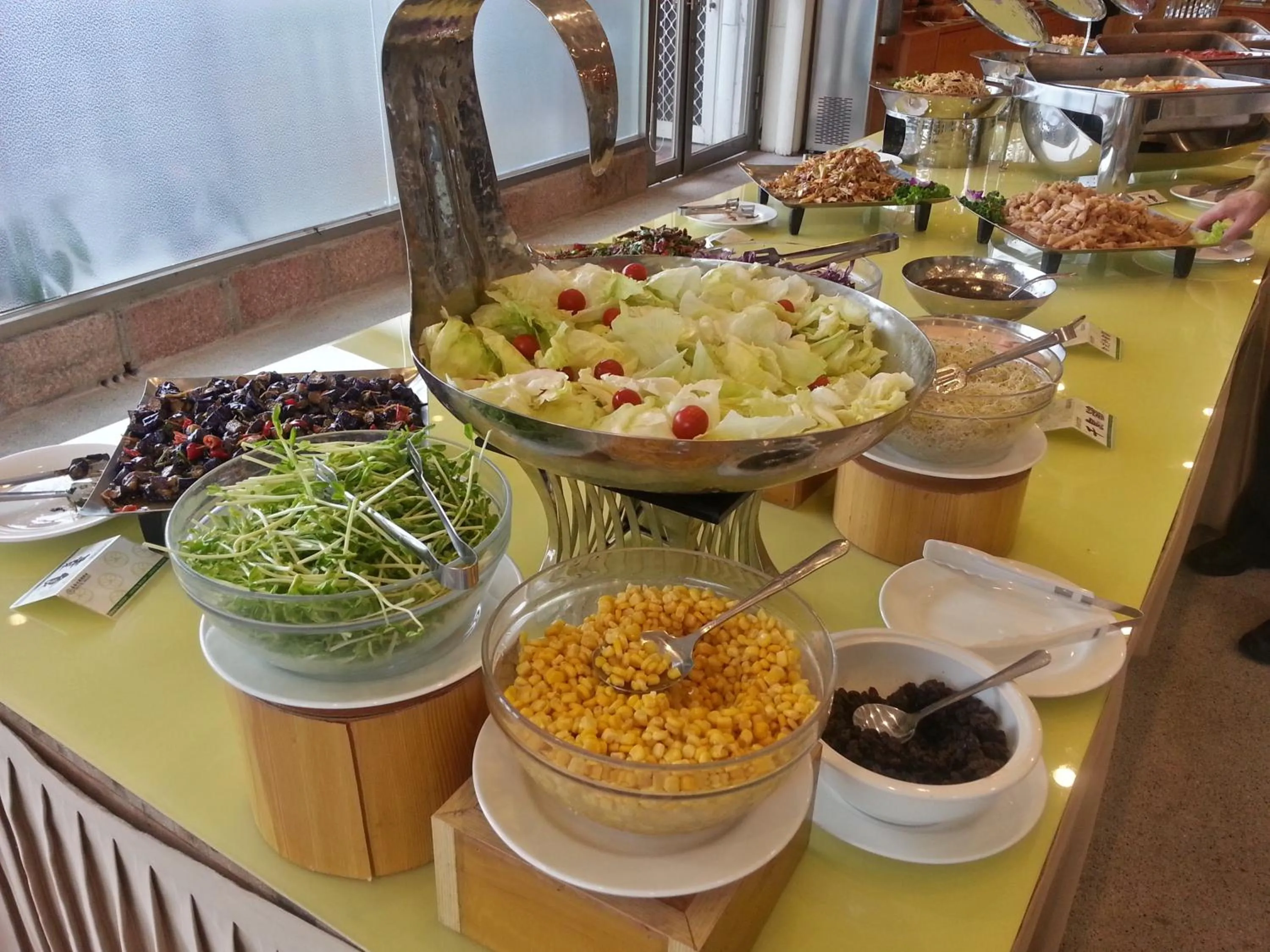 Restaurant/places to eat in Crystal Resort