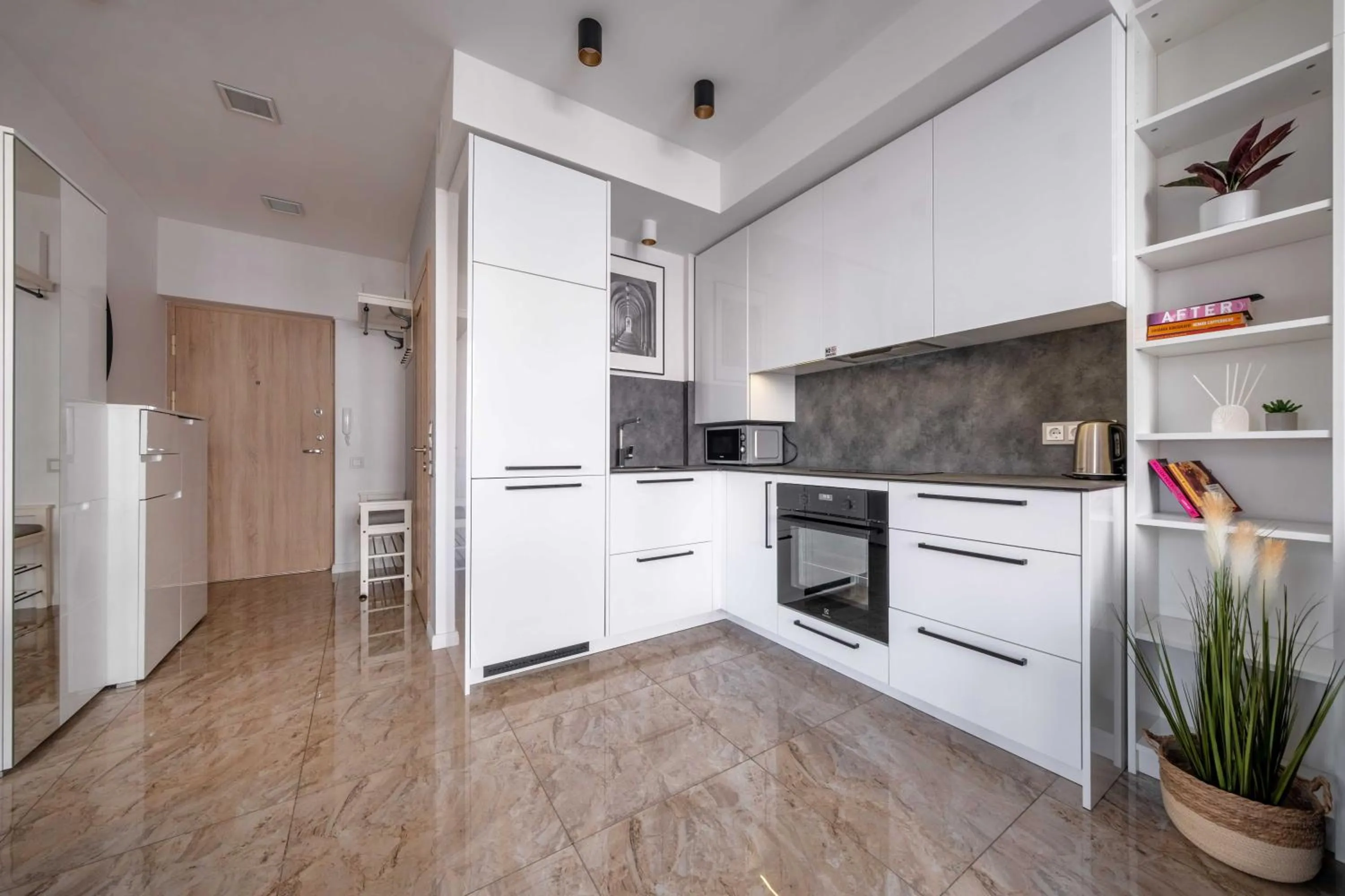 Kitchen or kitchenette in King Mindaugas Apartments