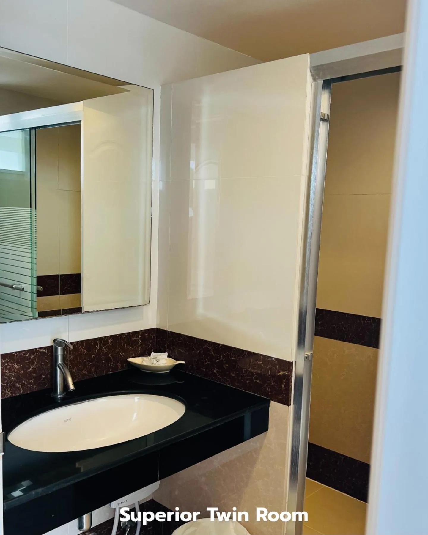 That Phanom River View Hotel