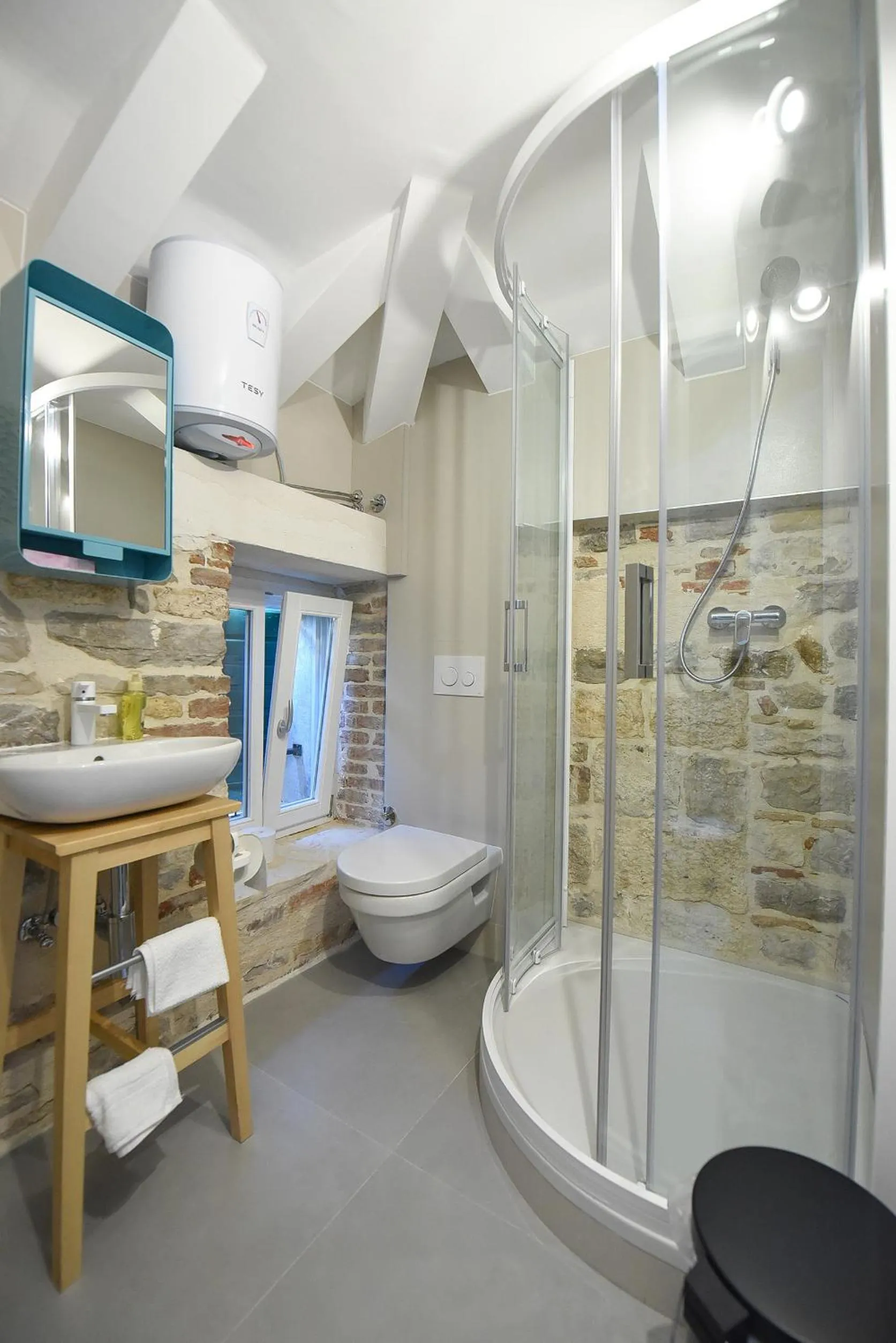 Bathroom in Pylon Rooms