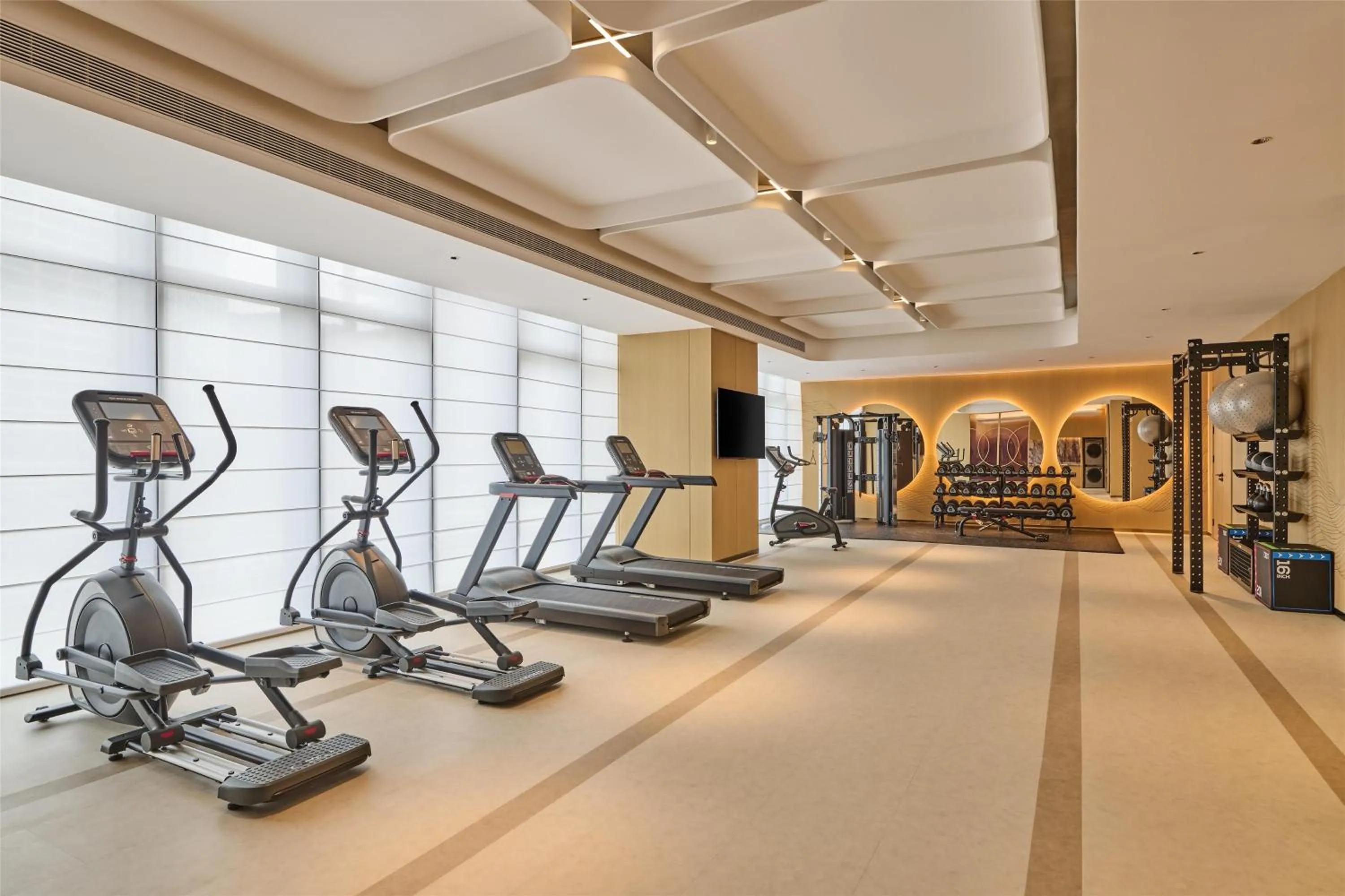 Fitness centre/facilities in Hilton Garden Inn Chongqing Central Park
