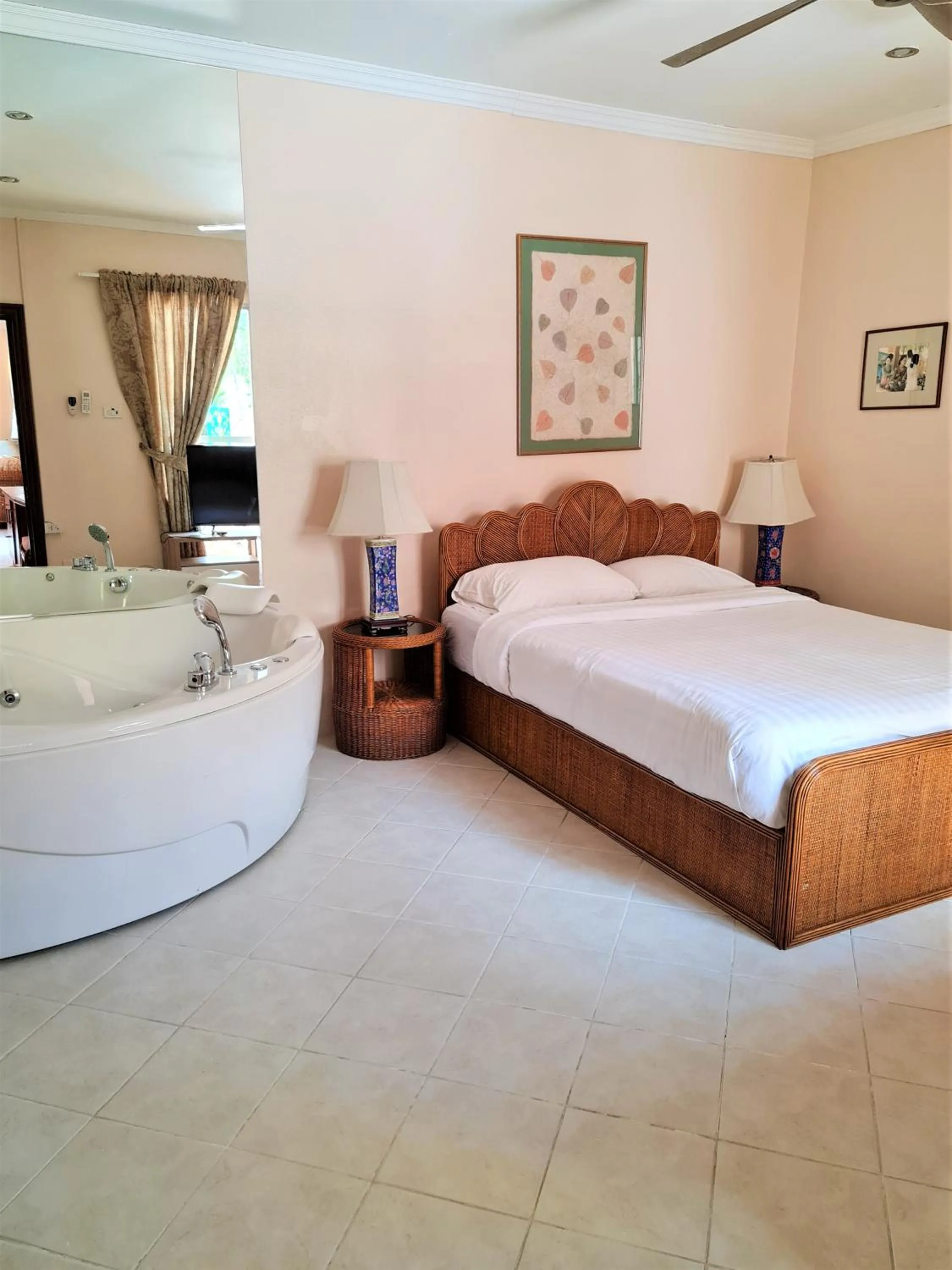 Bed in Butterfly Garden Boutique Residences by Luxury View SHA Extra Plus