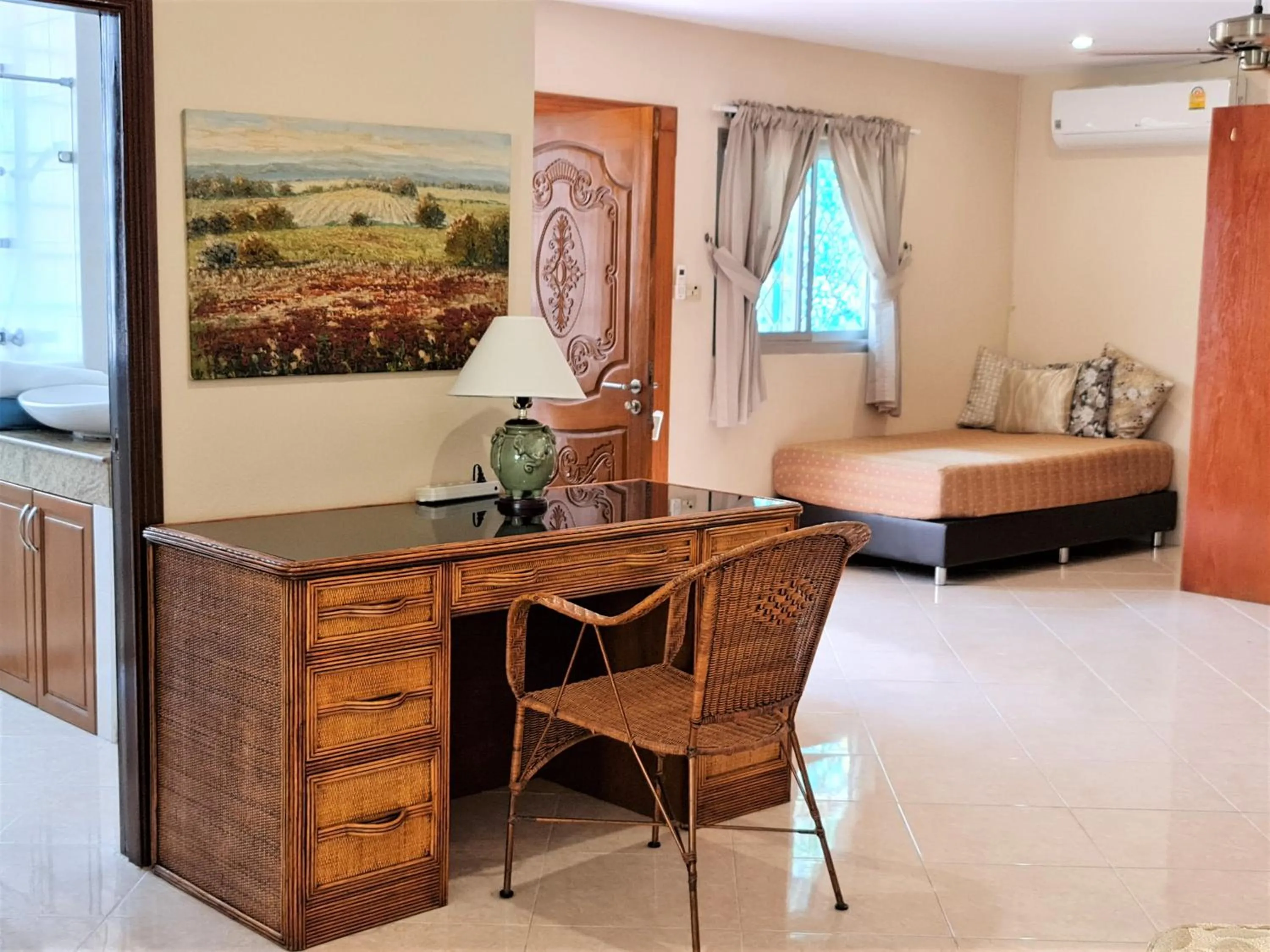 hair dresser, TV/Entertainment Center in Butterfly Garden Boutique Residences by Luxury View SHA Extra Plus