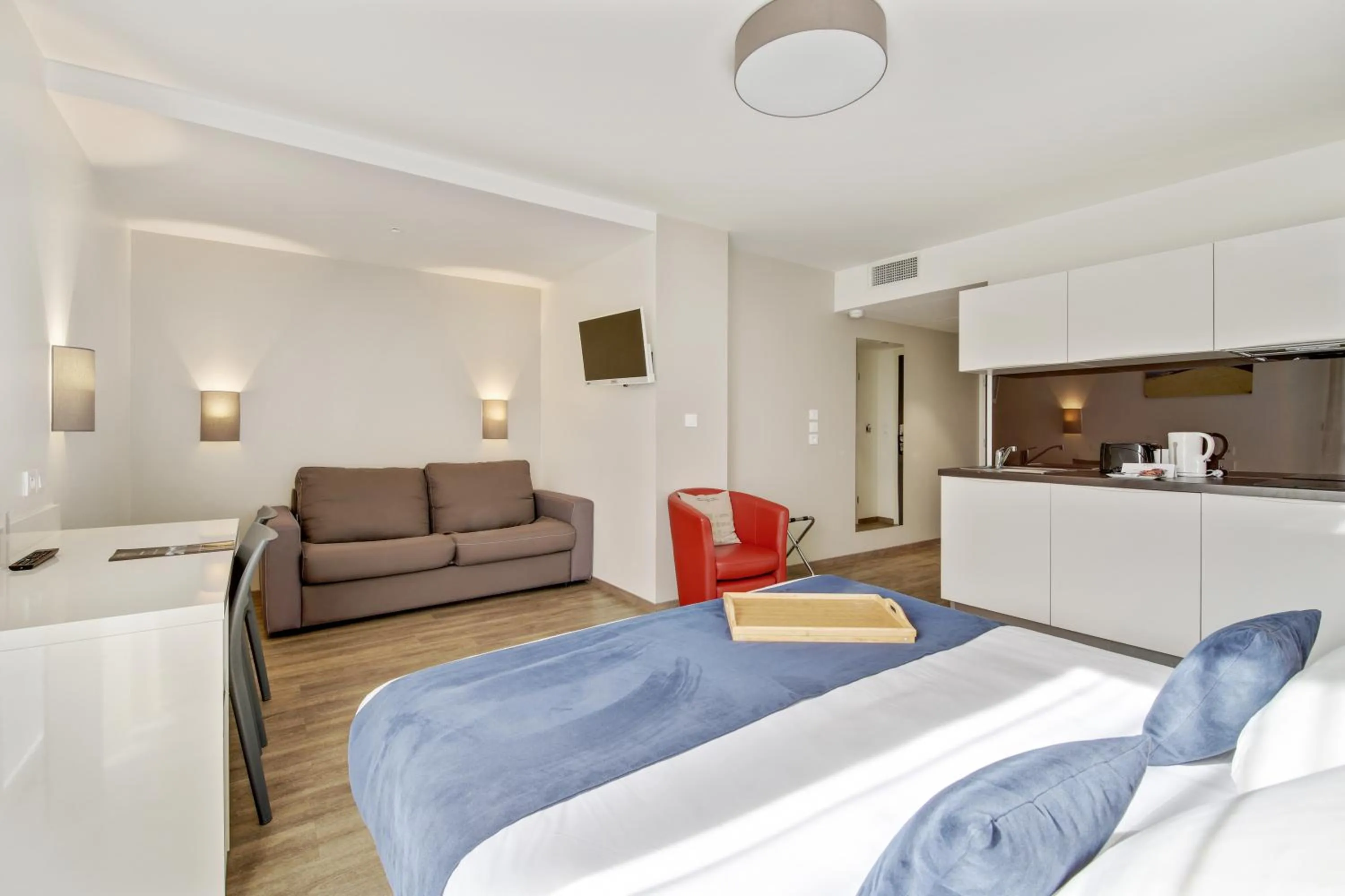 Bed in All Suites Appart Hôtel - Bordeaux - Pessac