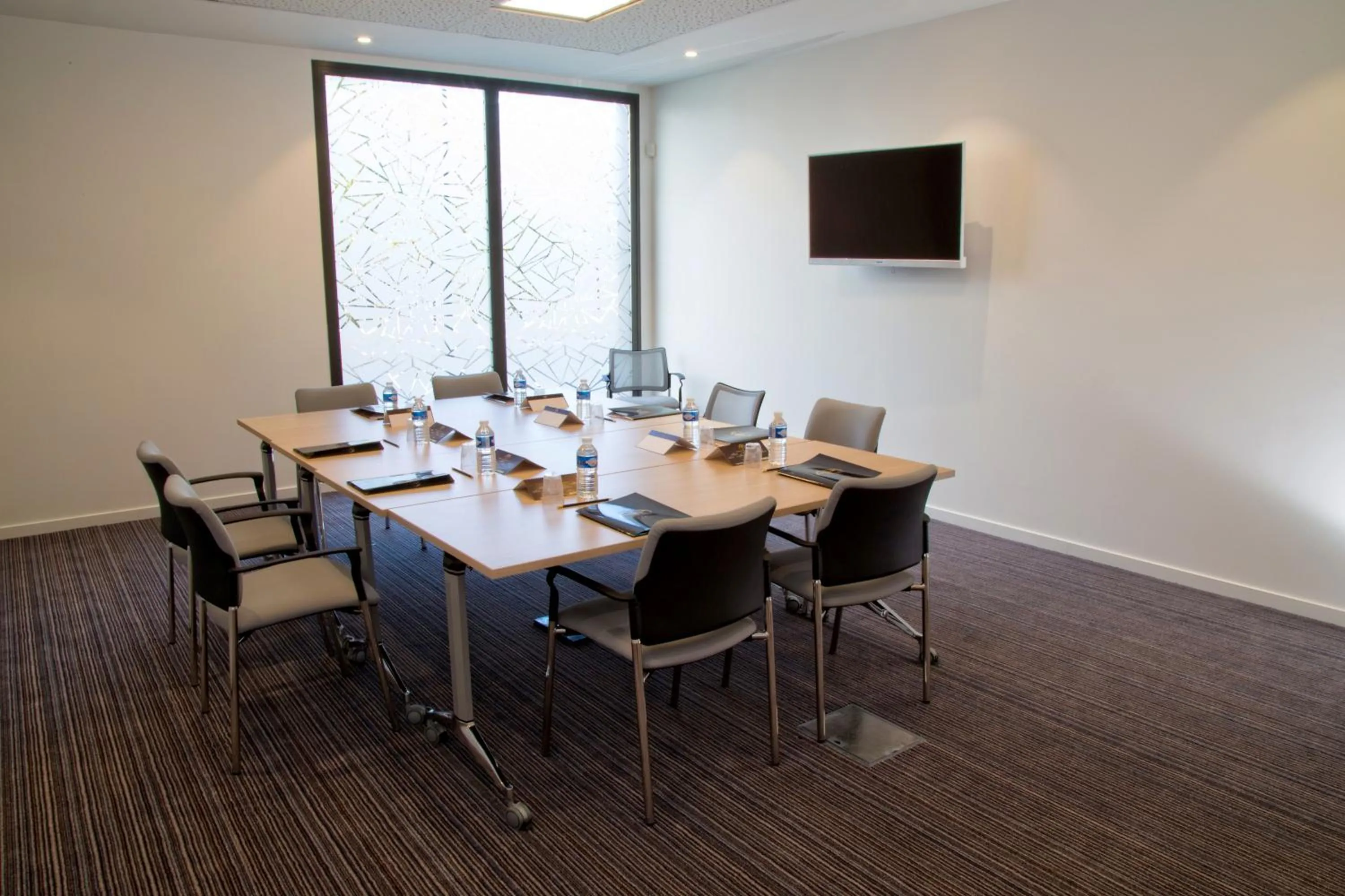 Meeting/conference room in All Suites Appart Hôtel - Bordeaux - Pessac
