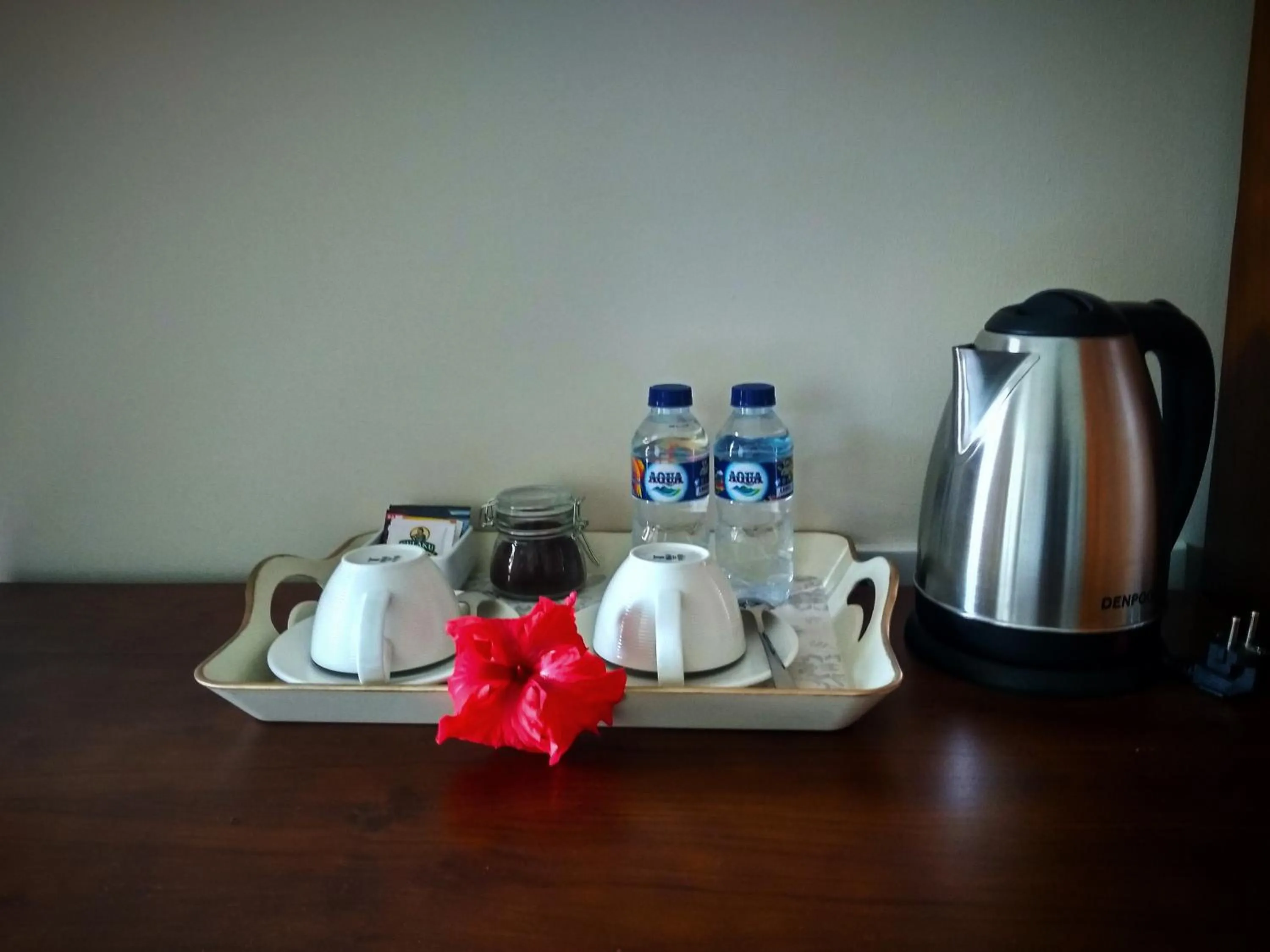 Coffee/tea facilities in Kartika Bungalows