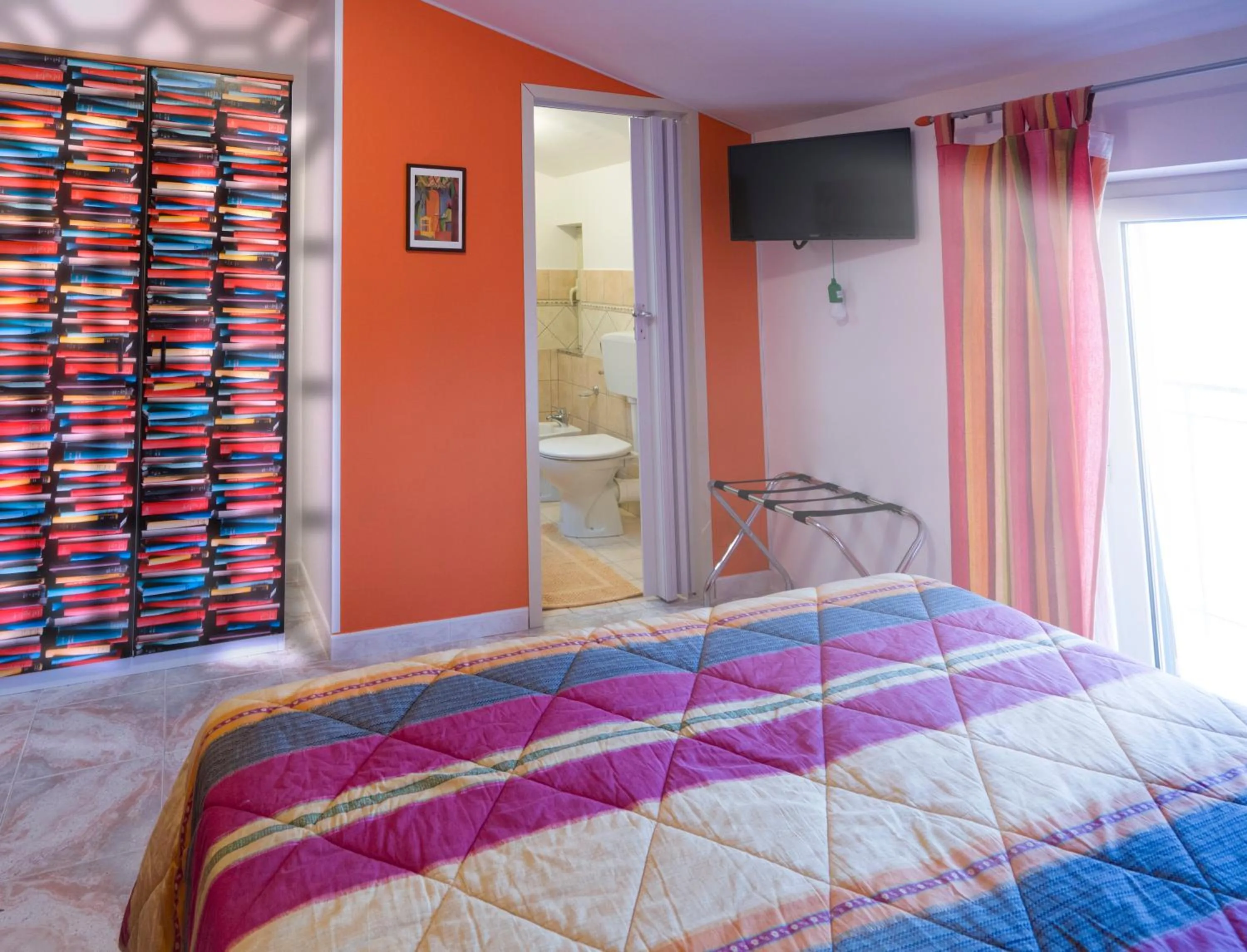 Photo of the whole room, Bed in B&B Gàttina