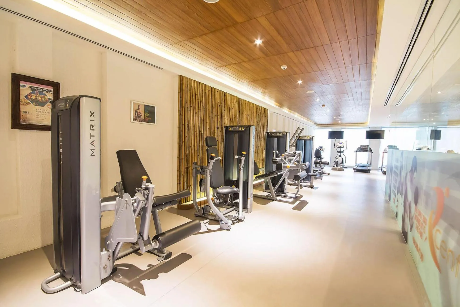 Fitness centre/facilities in Centara Life Maris Resort Jomtien