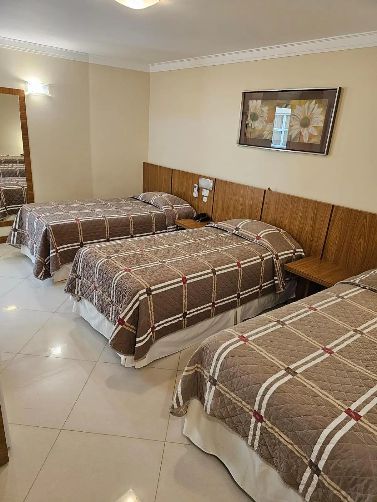 Bed in Barbur Center Hotel