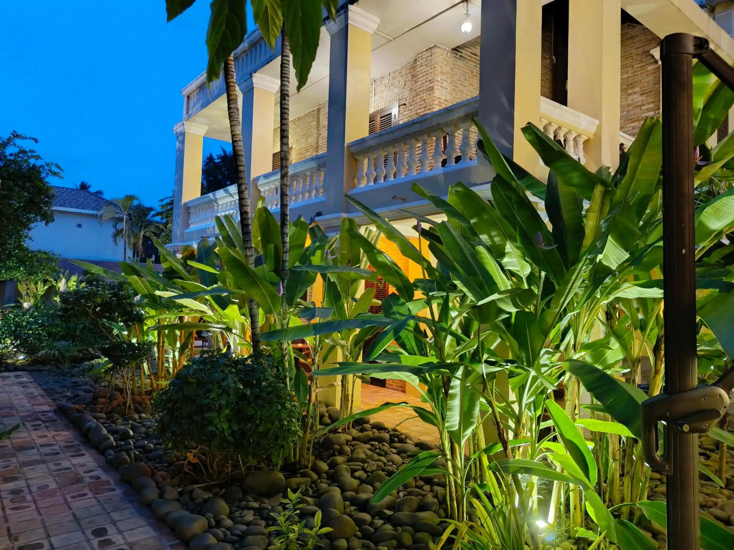 Garden view in La Villa