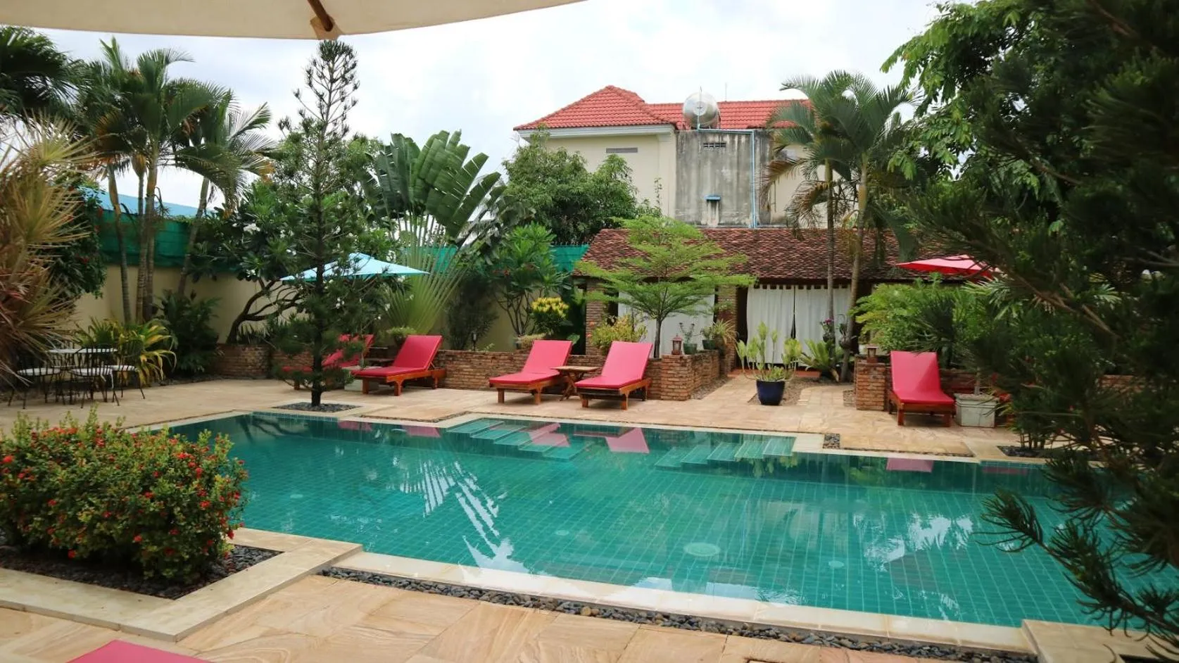 Swimming pool in La Villa