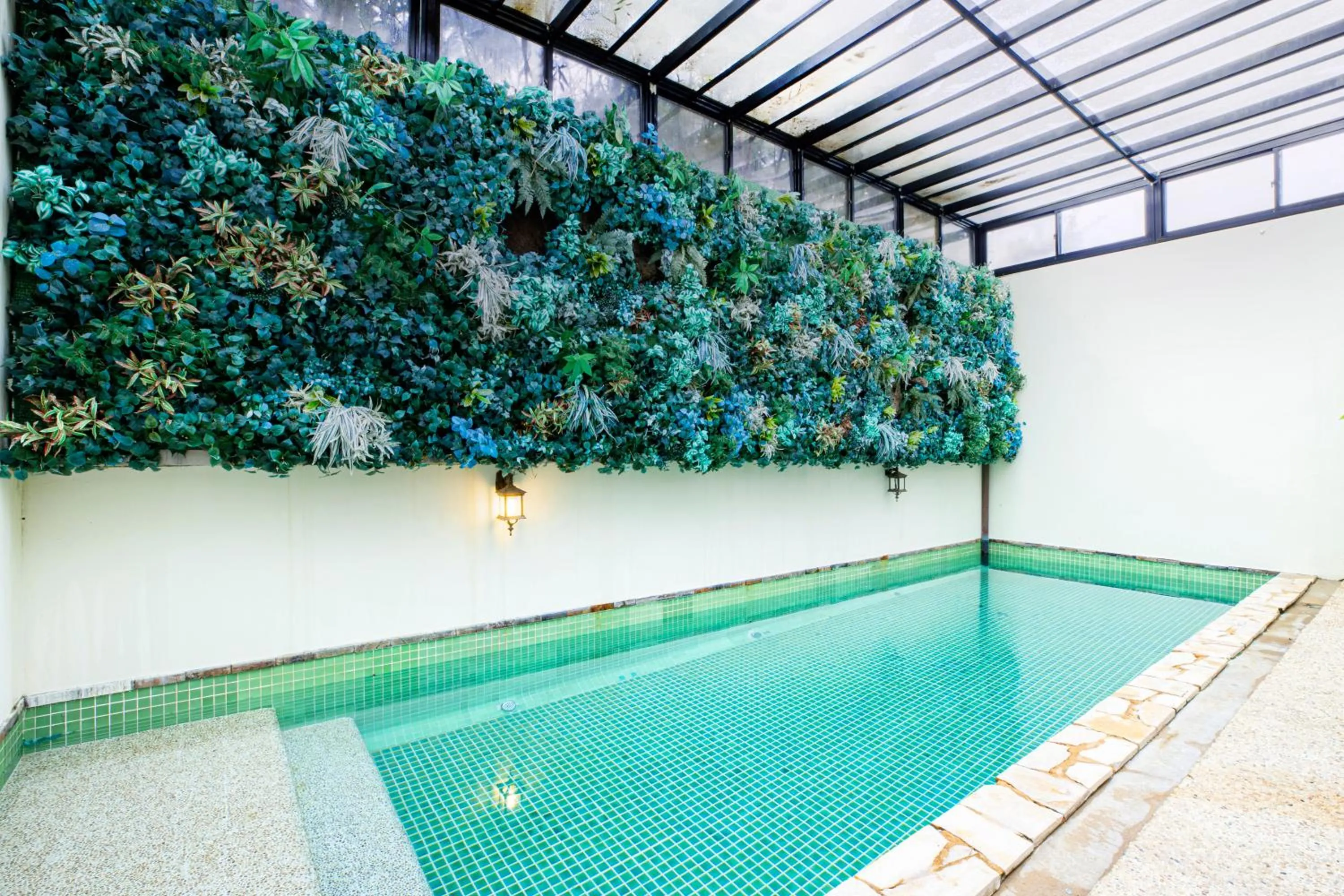 Swimming pool in Olle Resort