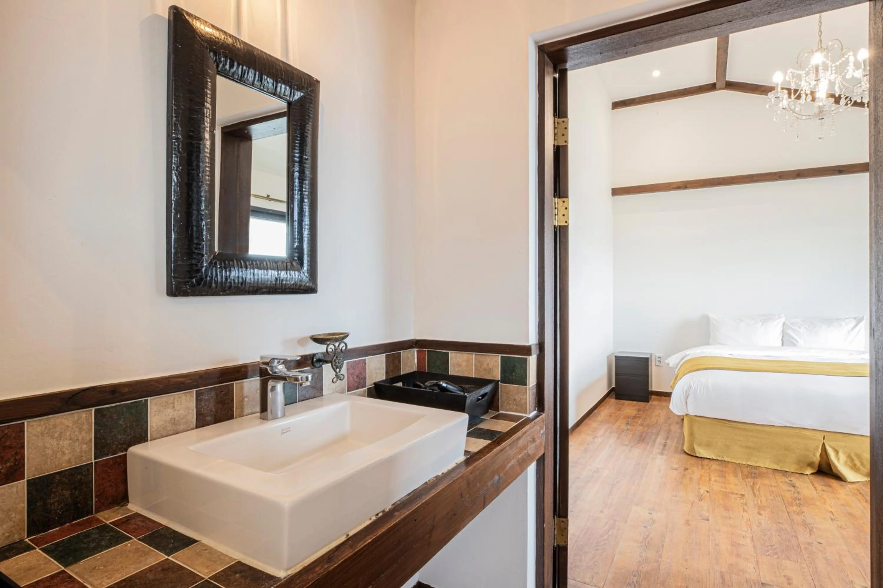 Bathroom, Bed in Olle Resort