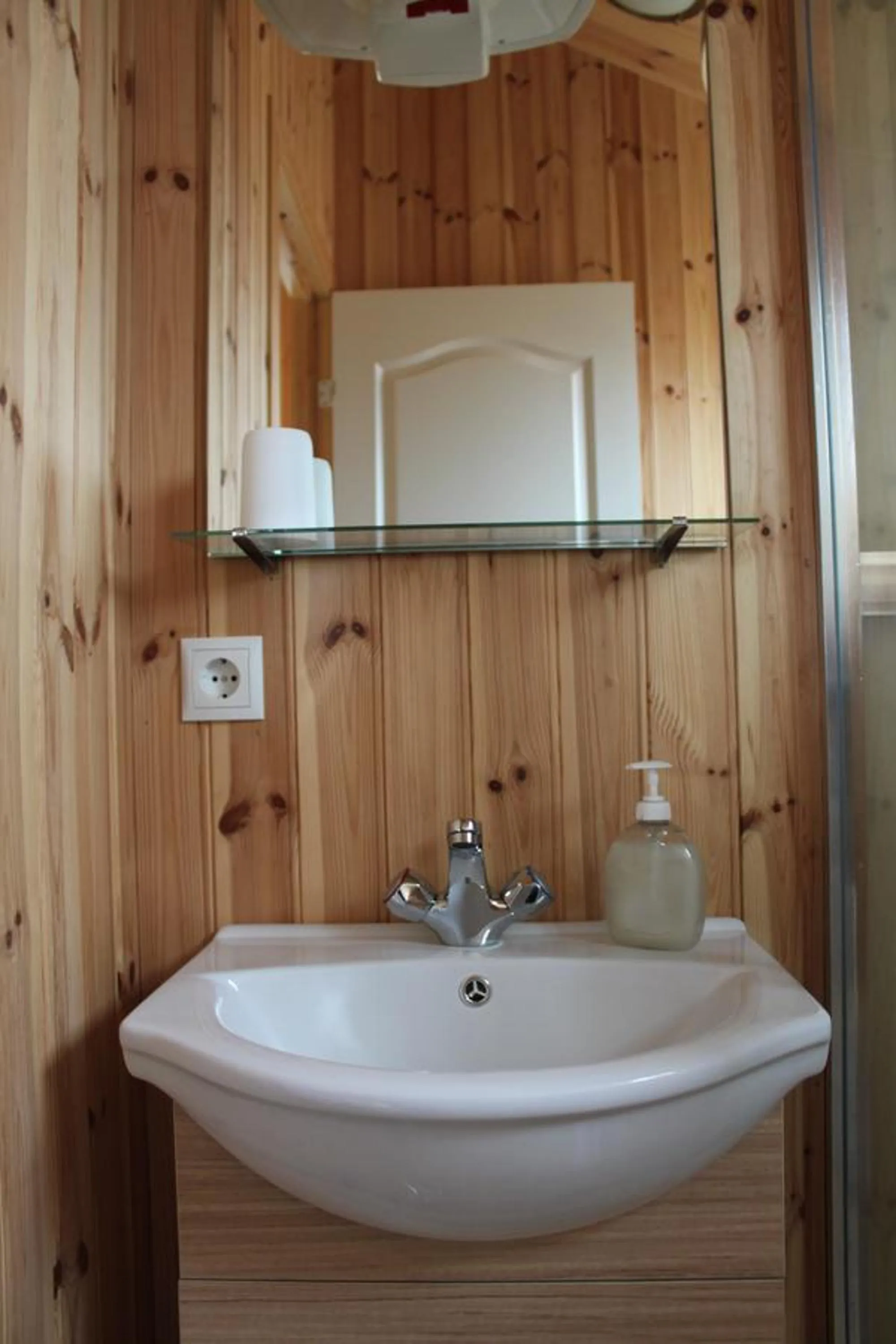 Bathroom in Lindarbrekka