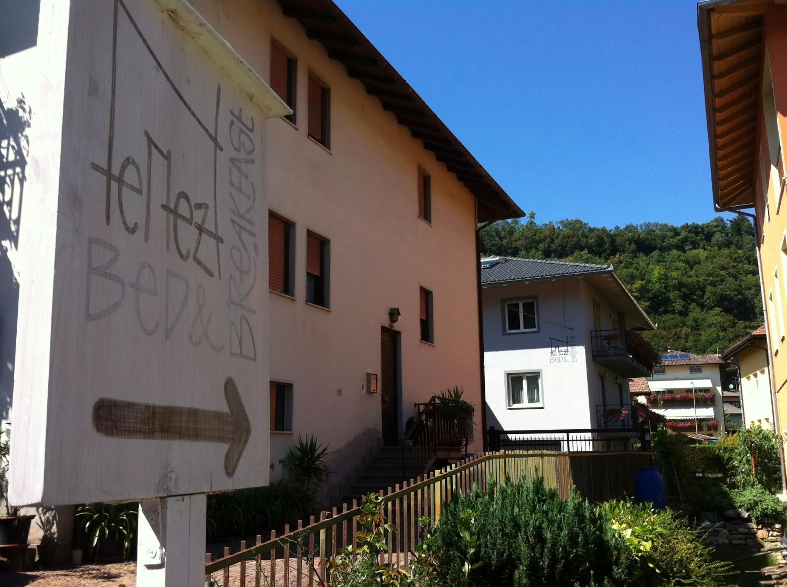 Facade/entrance in Nenez B&B