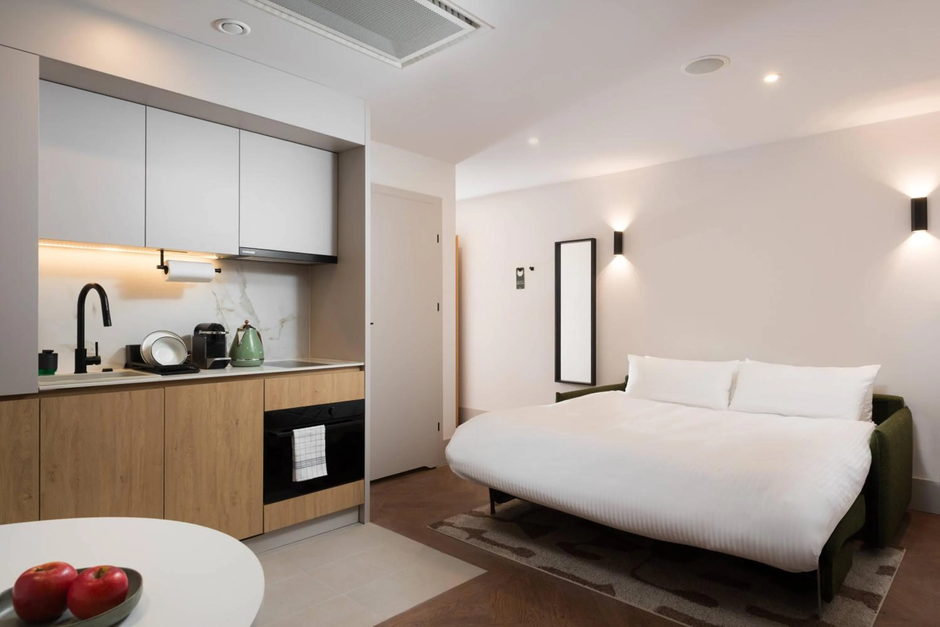 Bed in master Wola Warsaw