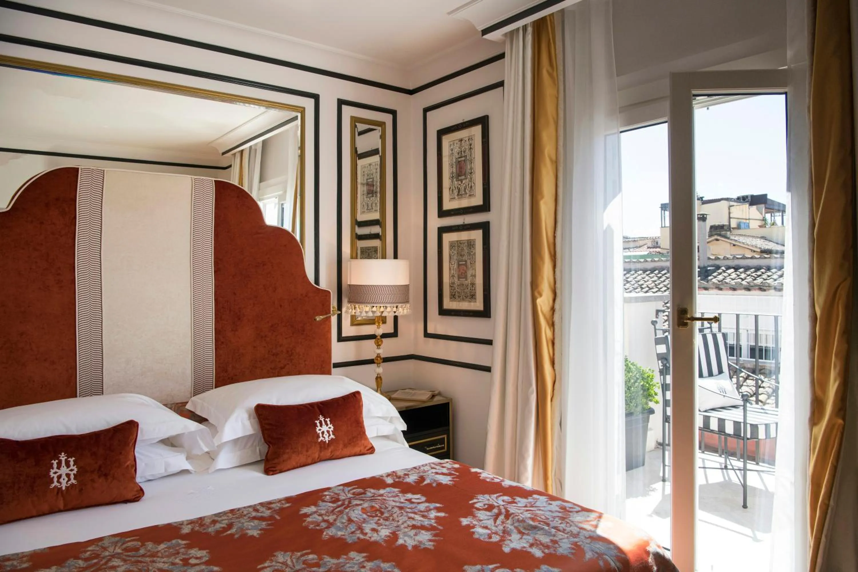 Balcony/Terrace, Bed in Hotel d’Inghilterra Roma – Starhotels Collezione