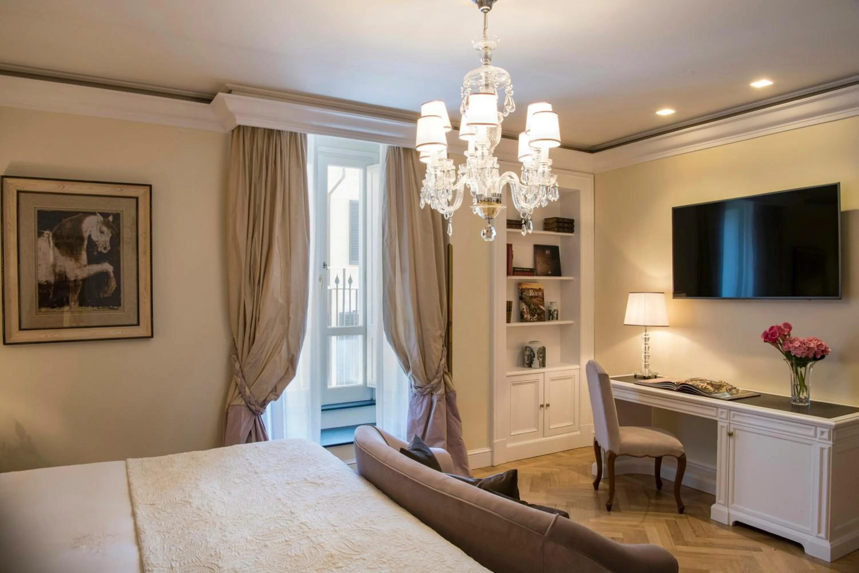 Photo of the whole room, Bed in Hotel d’Inghilterra Roma – Starhotels Collezione