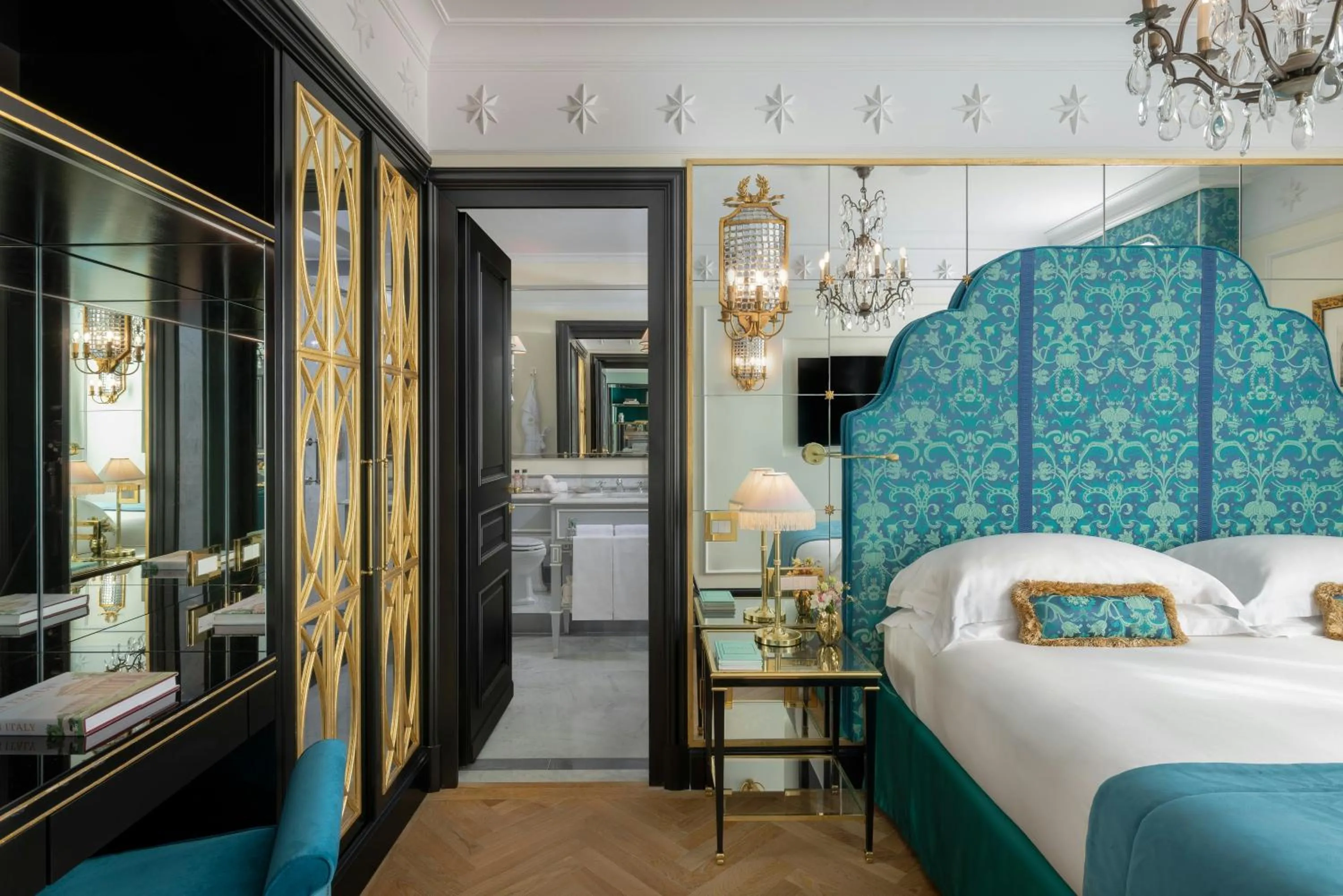 Photo of the whole room, Bed in Hotel d’Inghilterra Roma – Starhotels Collezione