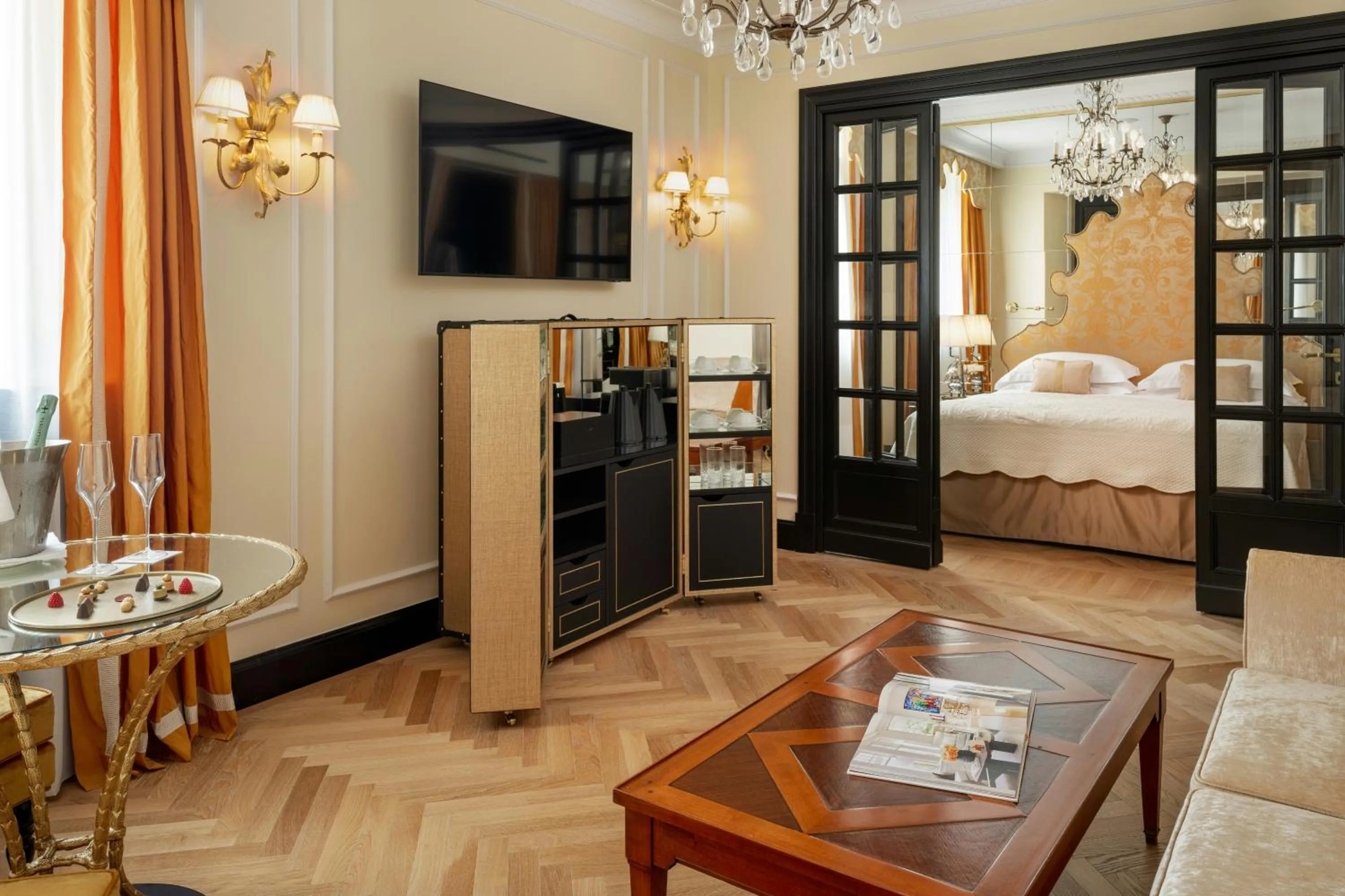 Photo of the whole room, Bed in Hotel d’Inghilterra Roma – Starhotels Collezione