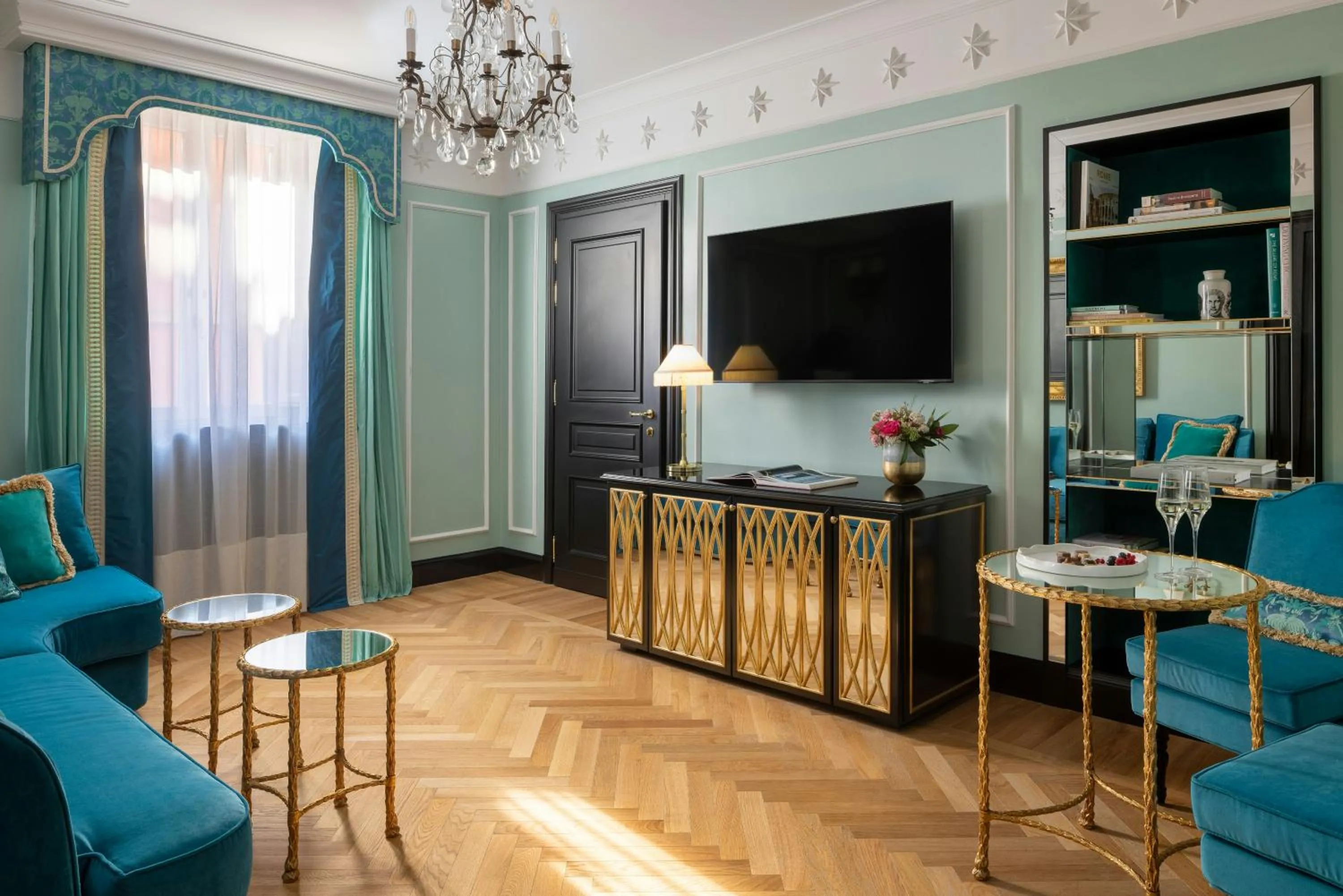 Photo of the whole room in Hotel d’Inghilterra Roma – Starhotels Collezione