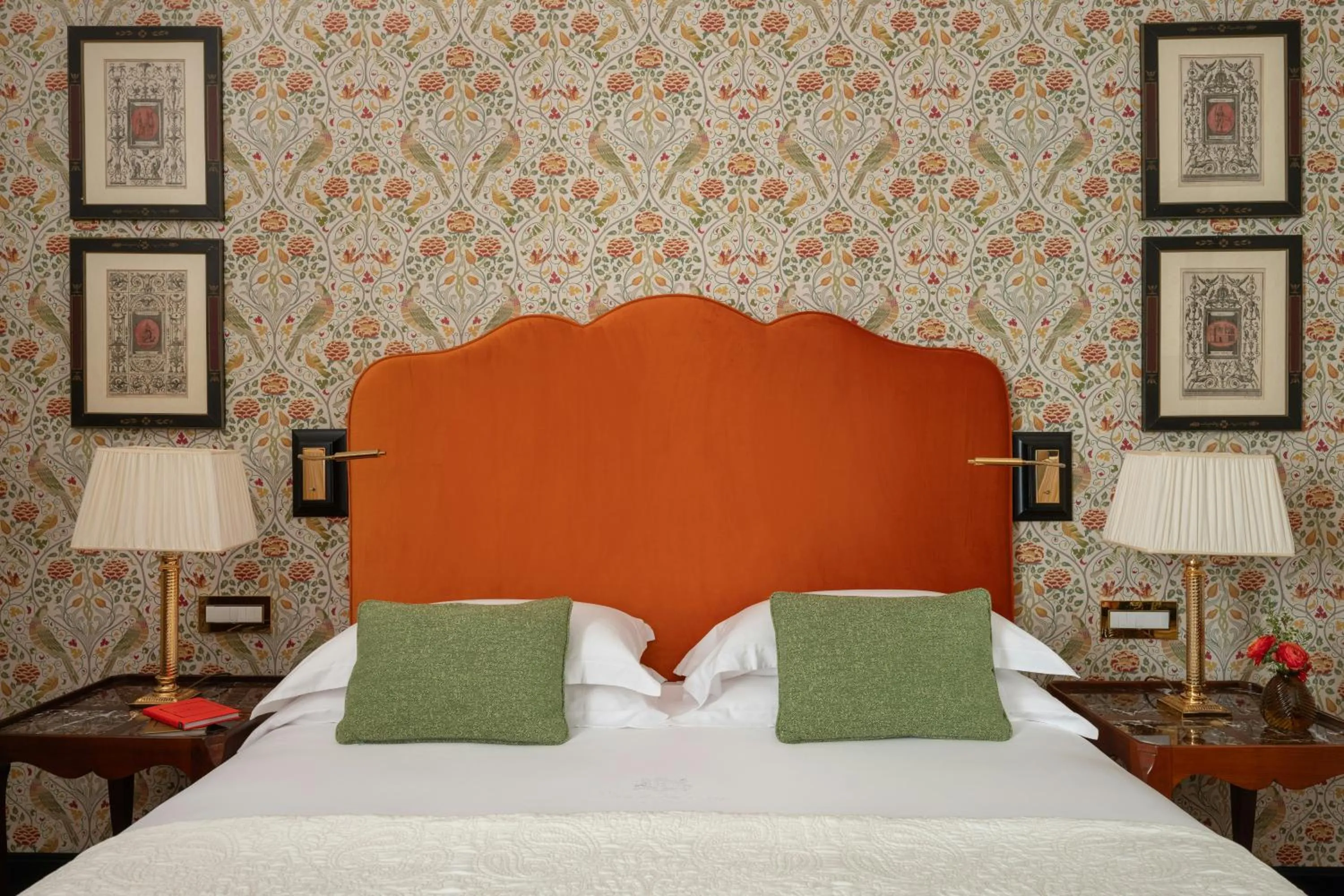 Photo of the whole room, Bed in Hotel d’Inghilterra Roma – Starhotels Collezione