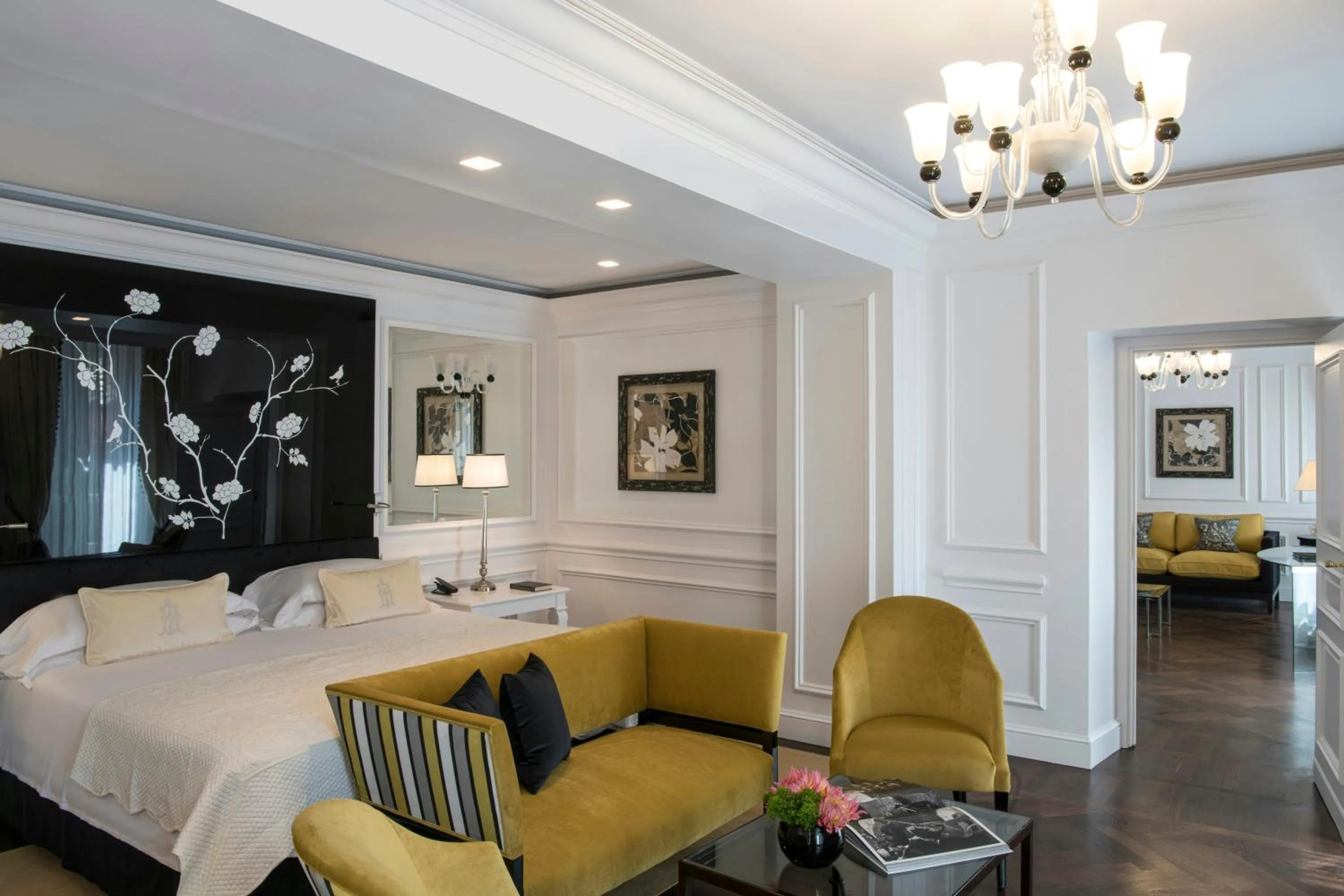 Photo of the whole room, Bed in Hotel d’Inghilterra Roma – Starhotels Collezione