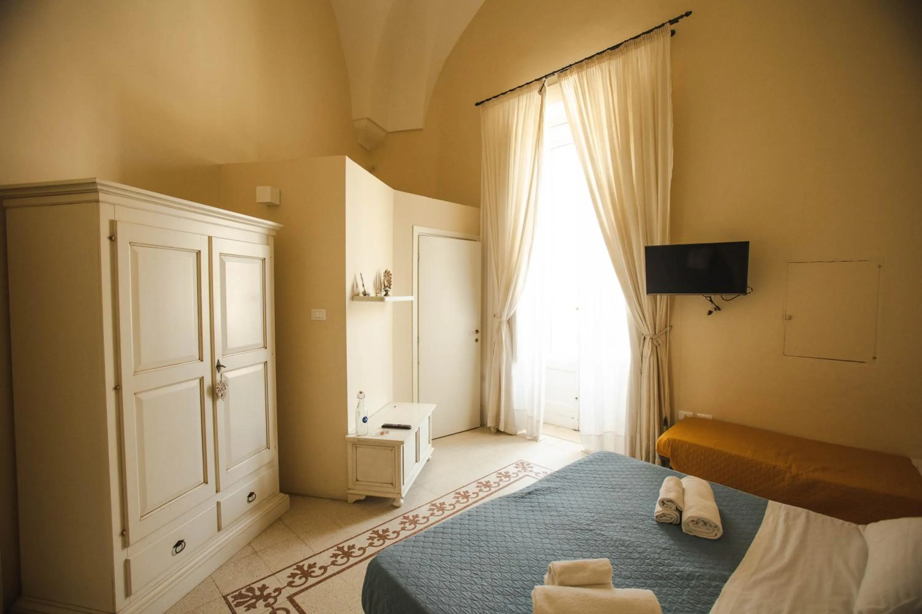 Bedroom, Bed in 4 Balconi rooms-Boutique B&B