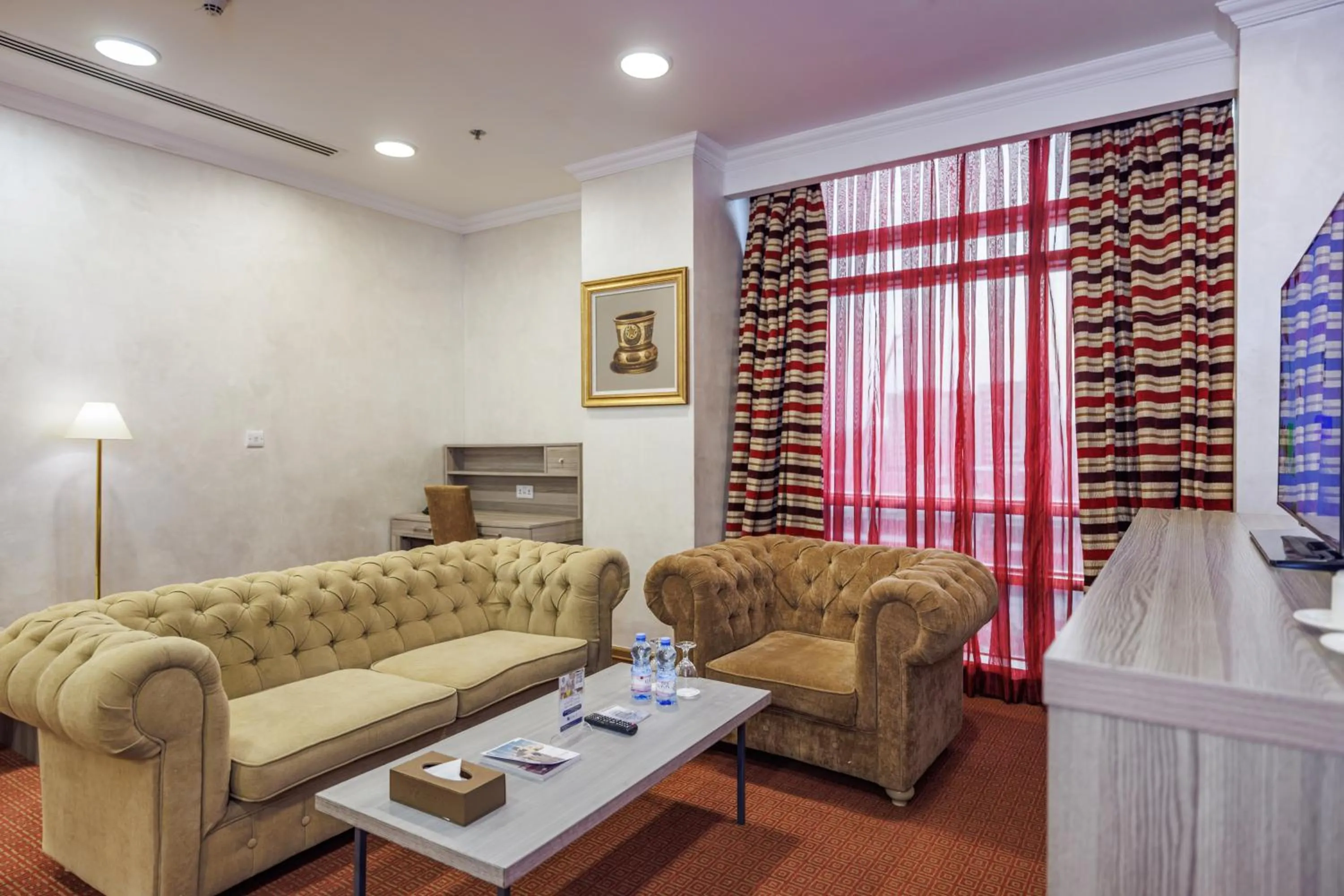 Living room in Sapphire Plaza Hotel