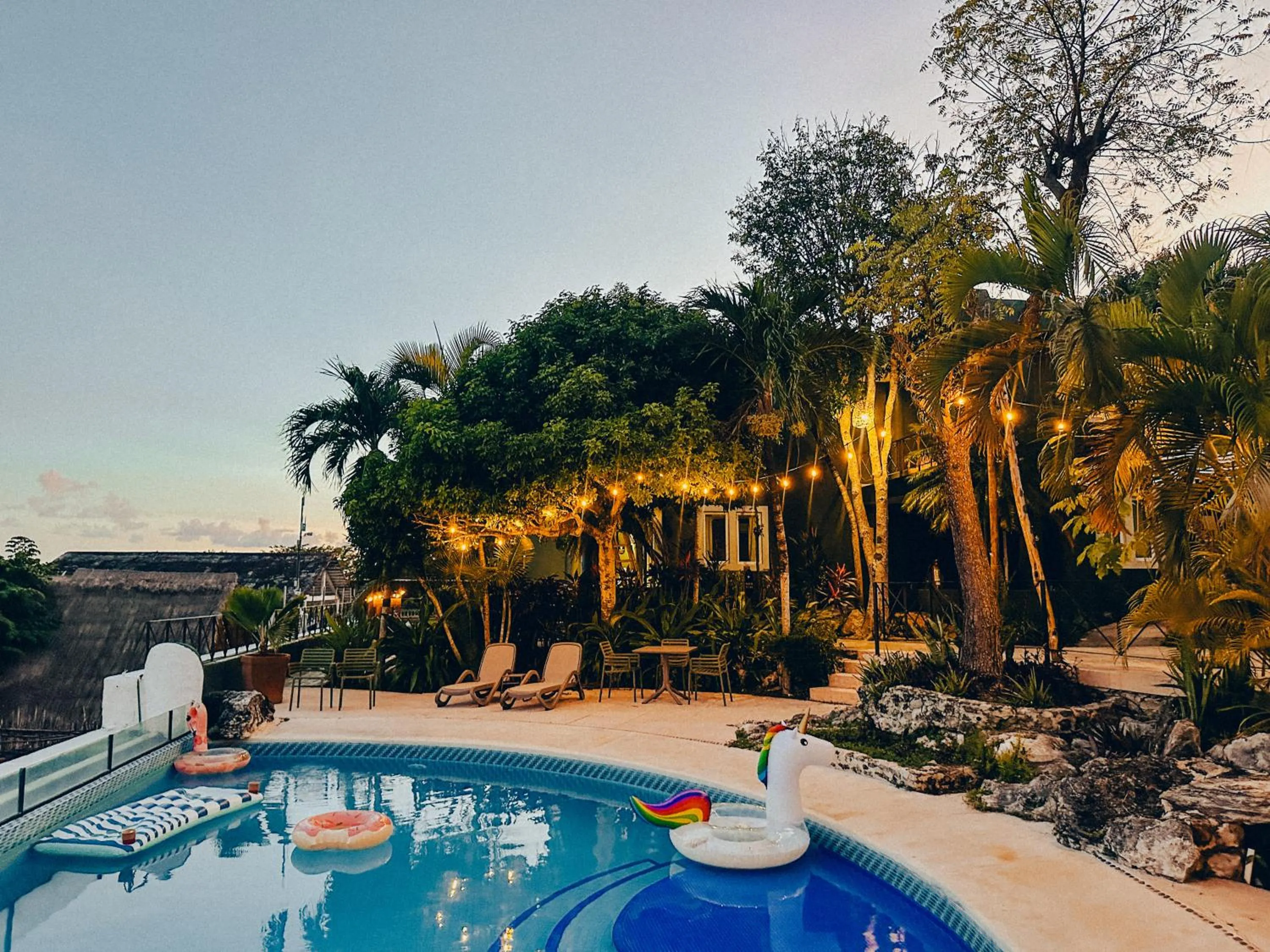 Spring in Viajero Bacalar Hostel