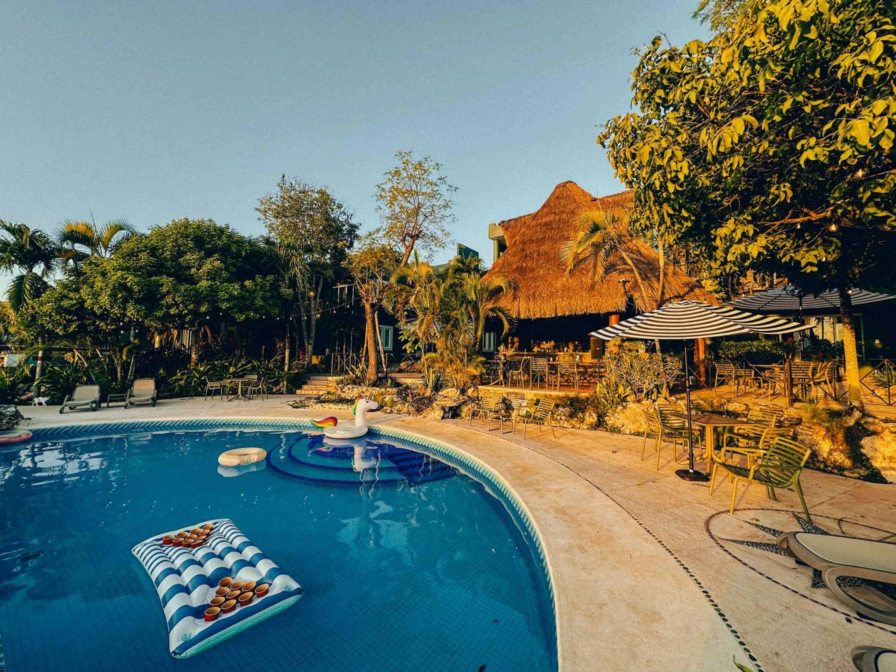 Day in Viajero Bacalar Hostel