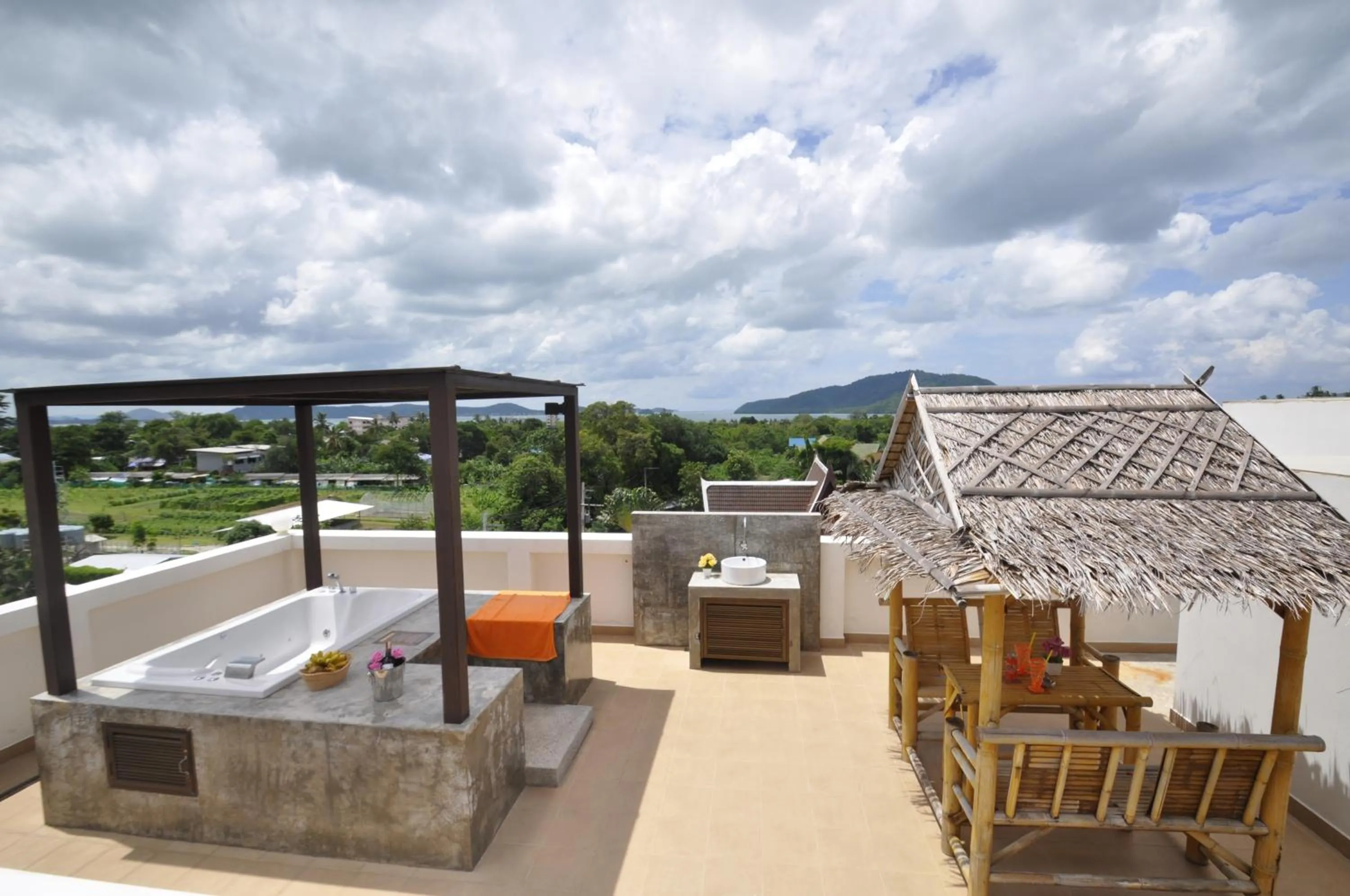 Balcony/Terrace in Duangjai Residence, Rooms & Apartments