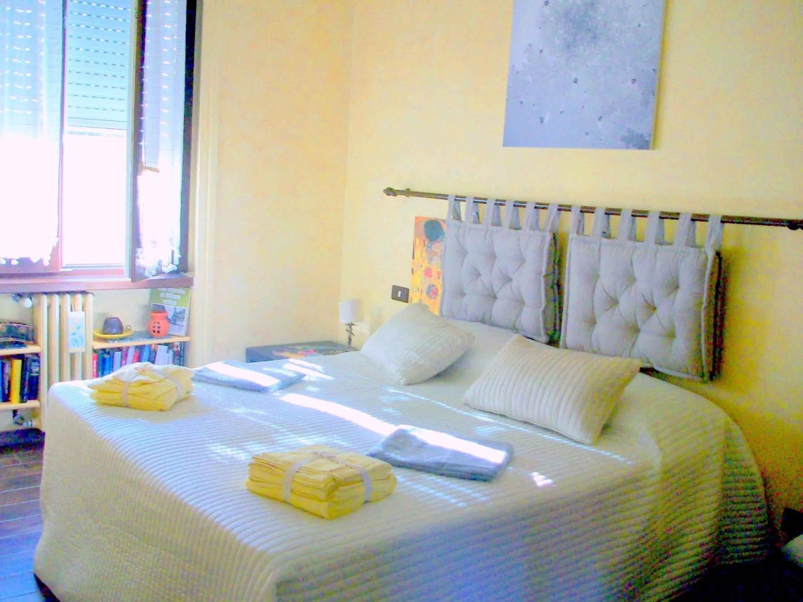 Photo of the whole room, Bed in Bed & Breakfast A San Siro 75