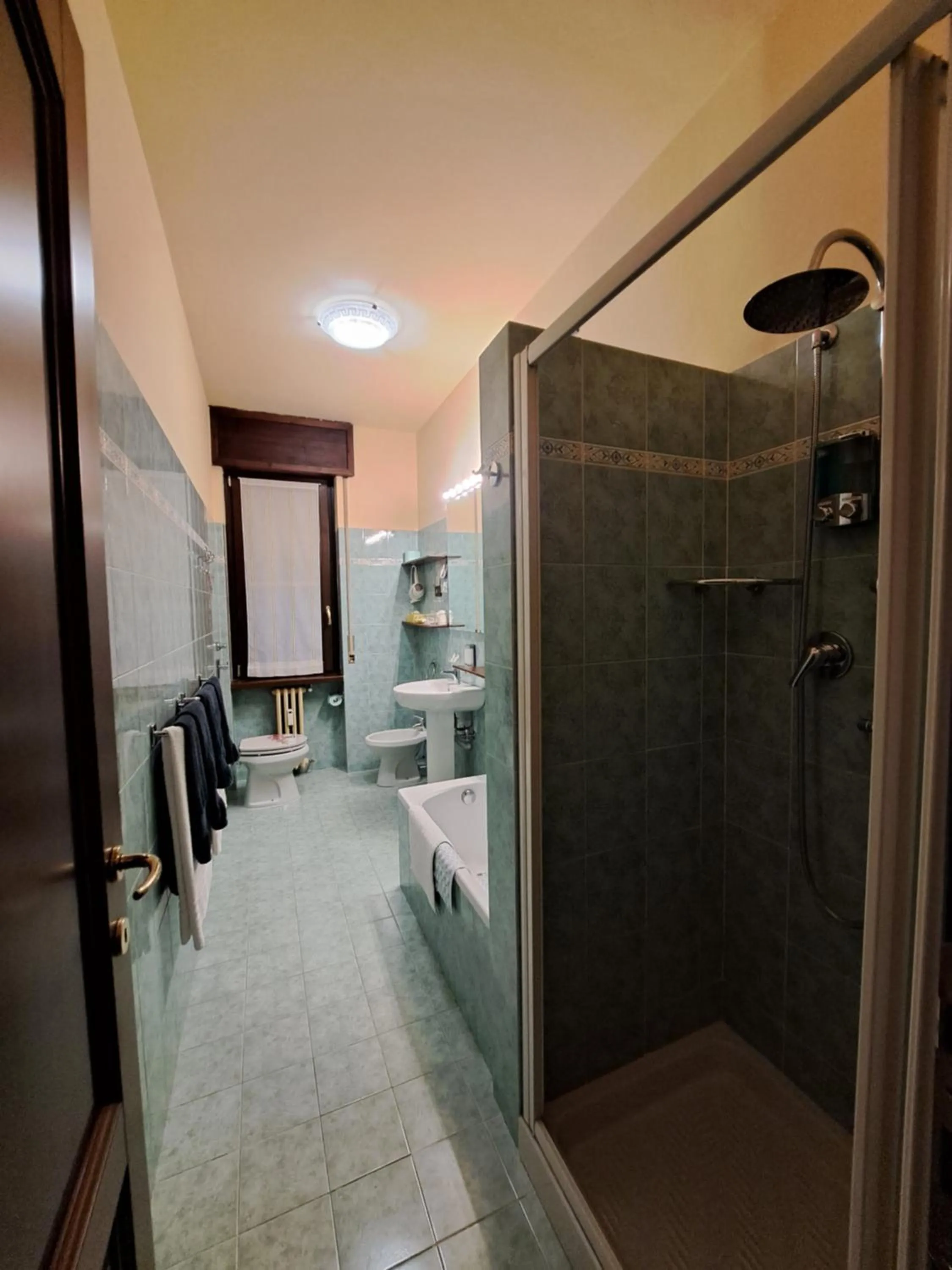 Shower in Bed & Breakfast A San Siro 75