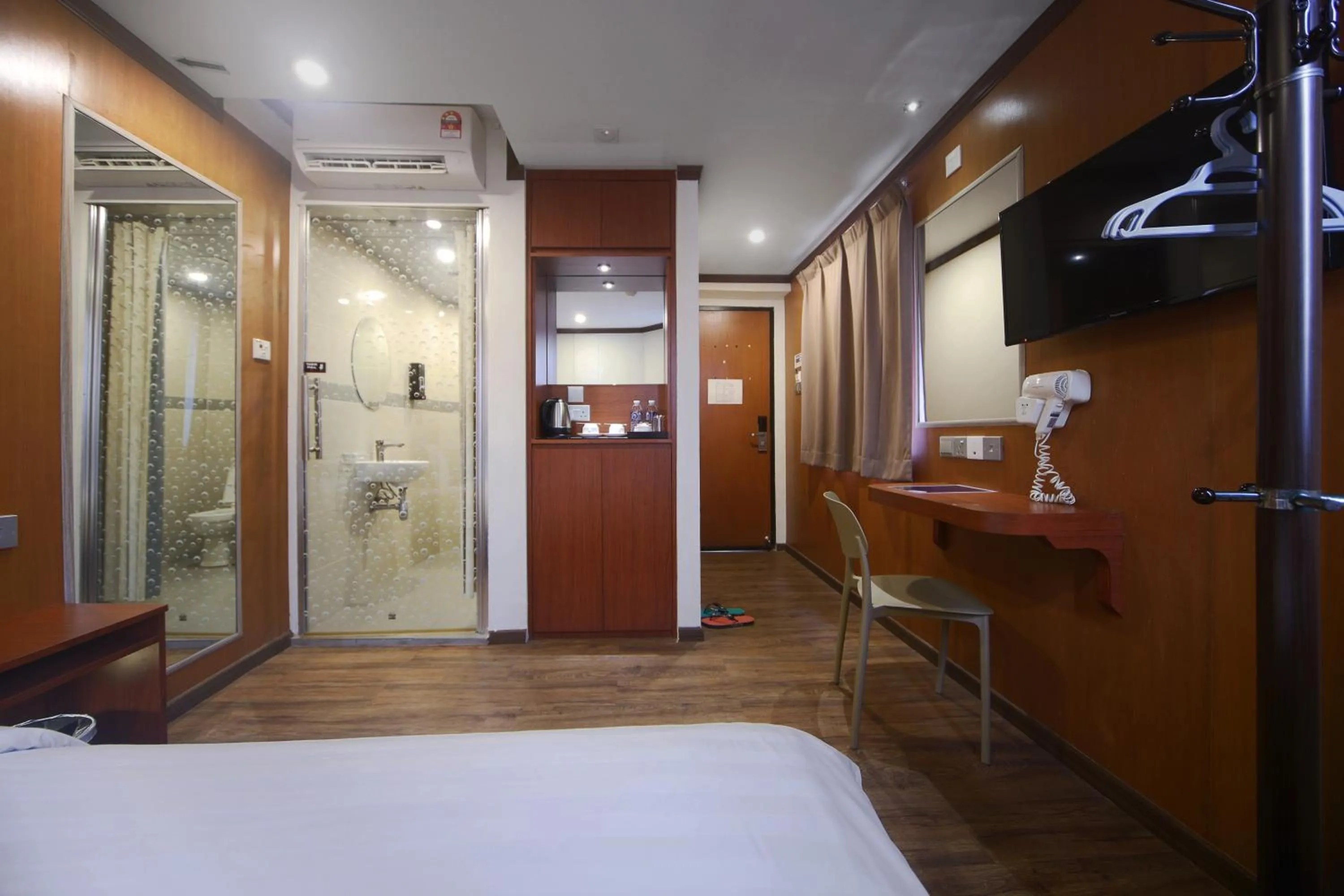 Bed in Chimera Hotel