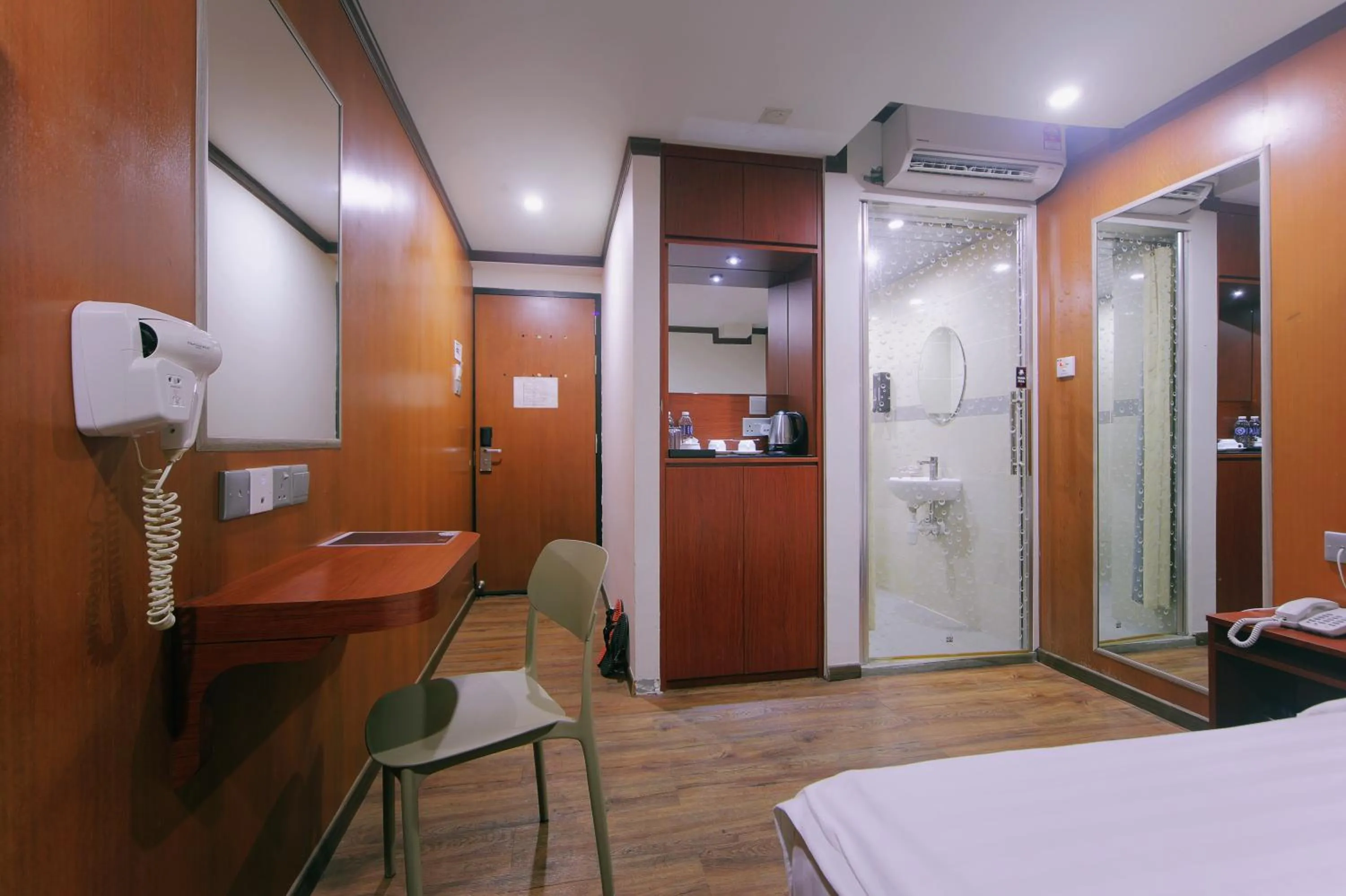 Bed in Chimera Hotel