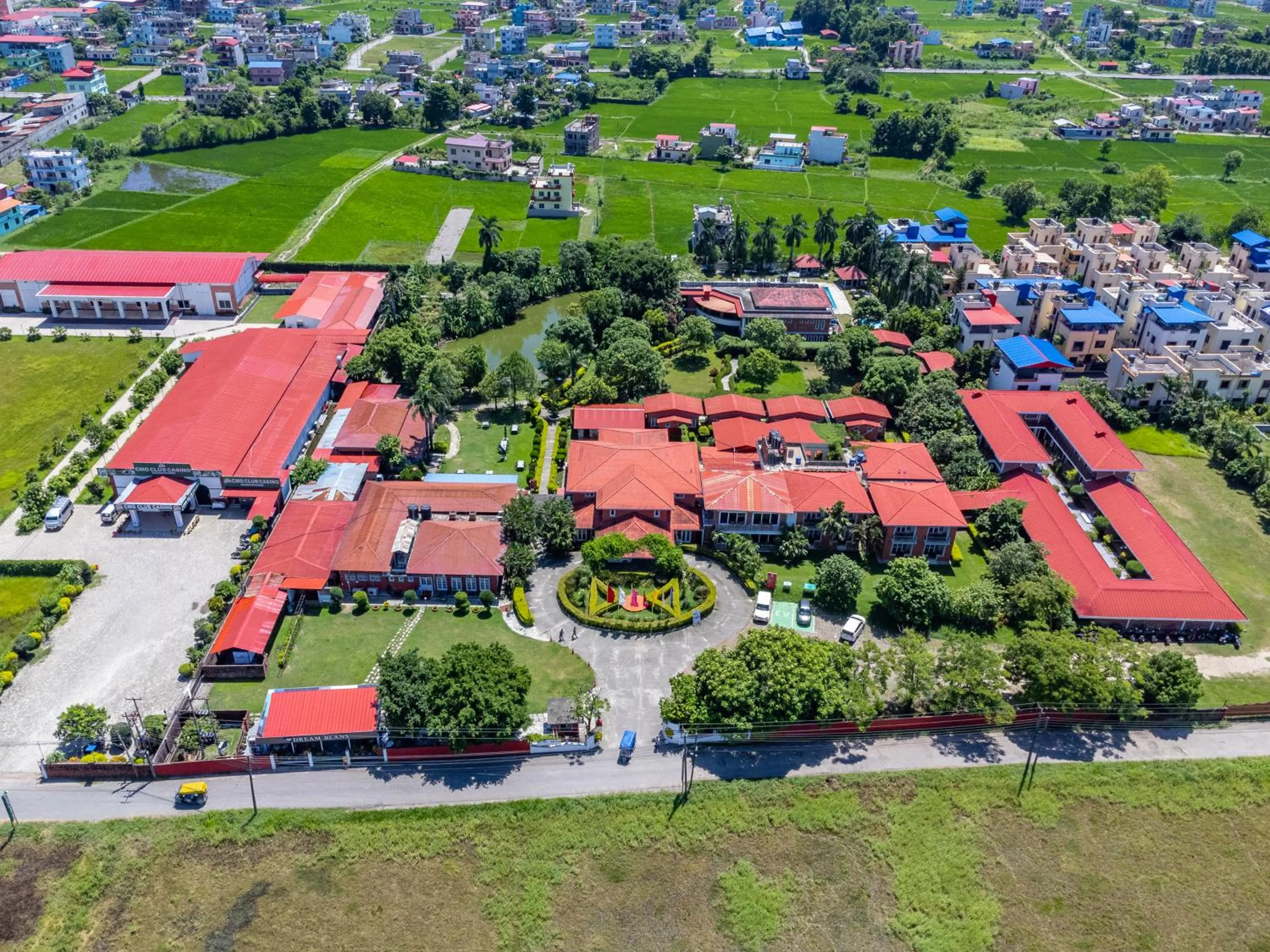 Dreamland Gold Resort & Hotel