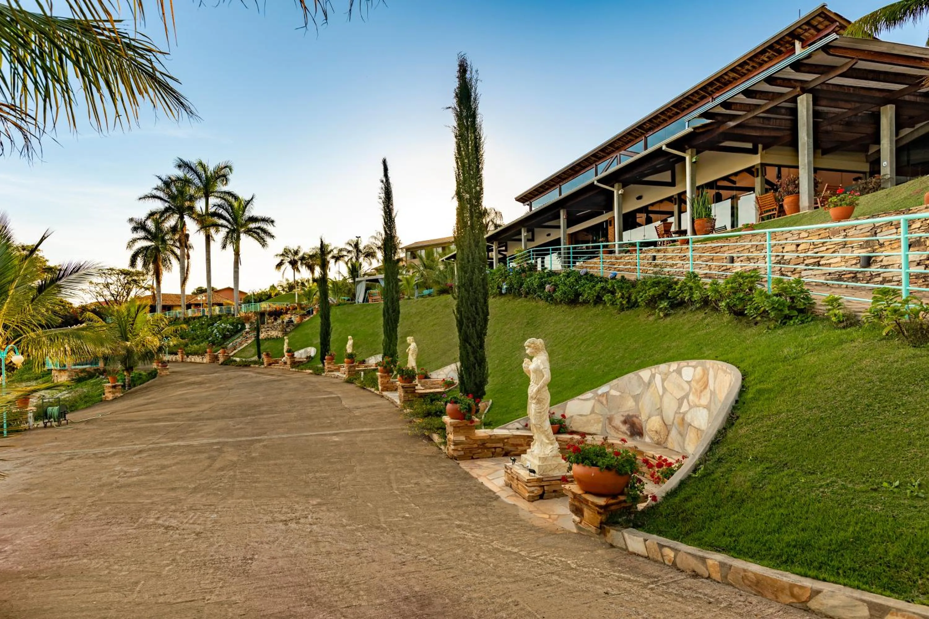 Garden in BellaMinas Pousada